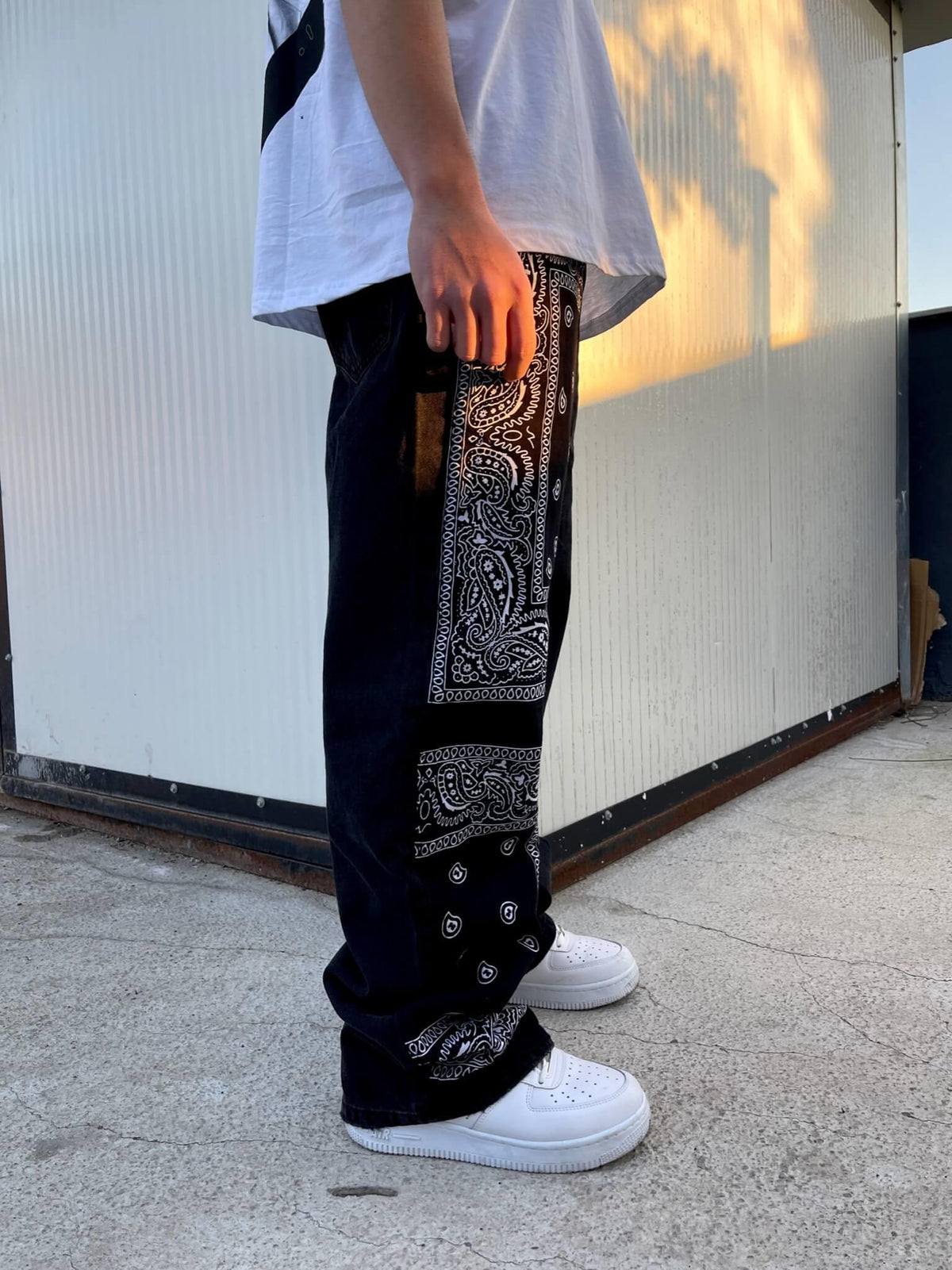 Men's Premium Designer Bandana Patched Jeans - STREETMODE ™