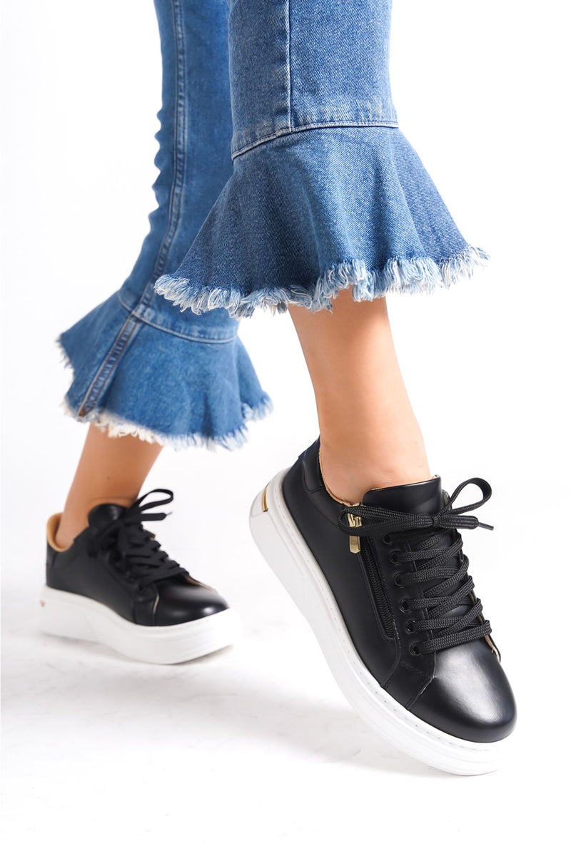 Lace-up Black Women's Sports Shoes - STREETMODE ™