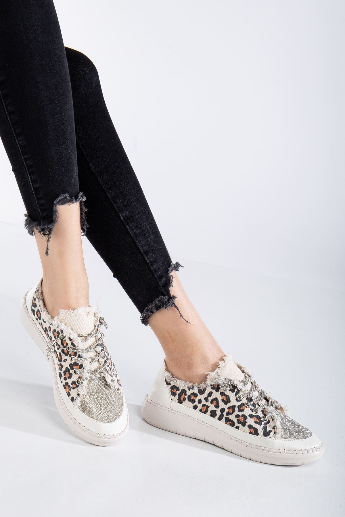 Stoned Flat Sole Women's Leopard Denim Sneakers - STREETMODE ™