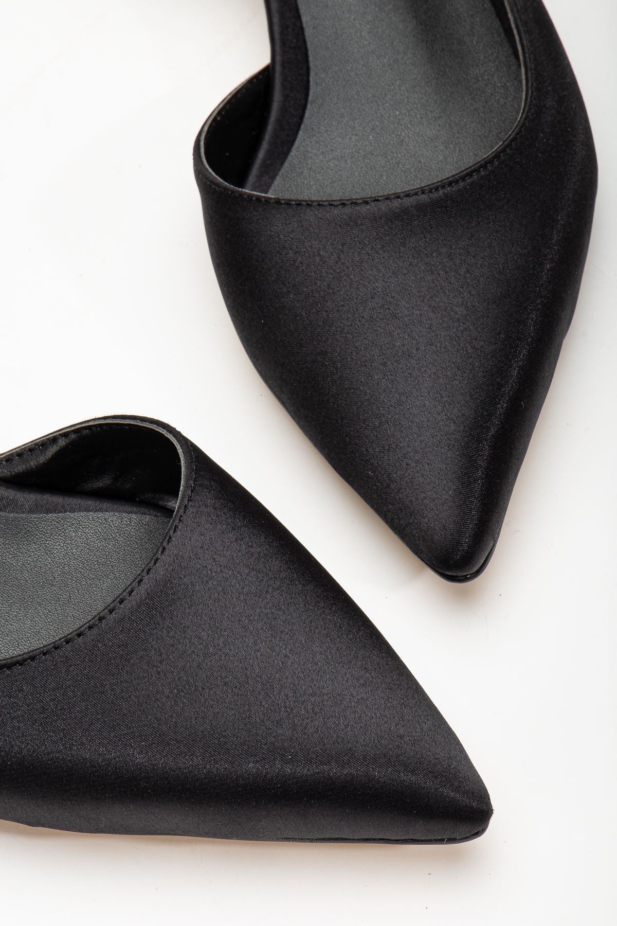 Ossie Black Satin Women's Heeled Shoes - STREETMODE ™