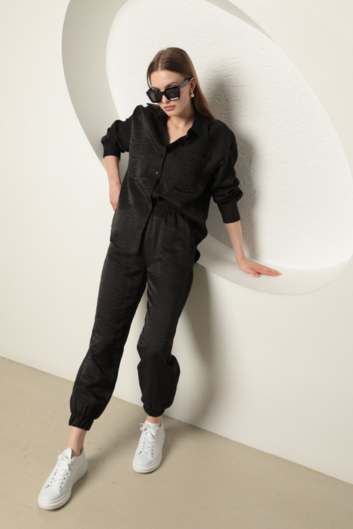 Shiny Fabric Women's Suit-Black - STREETMODE ™