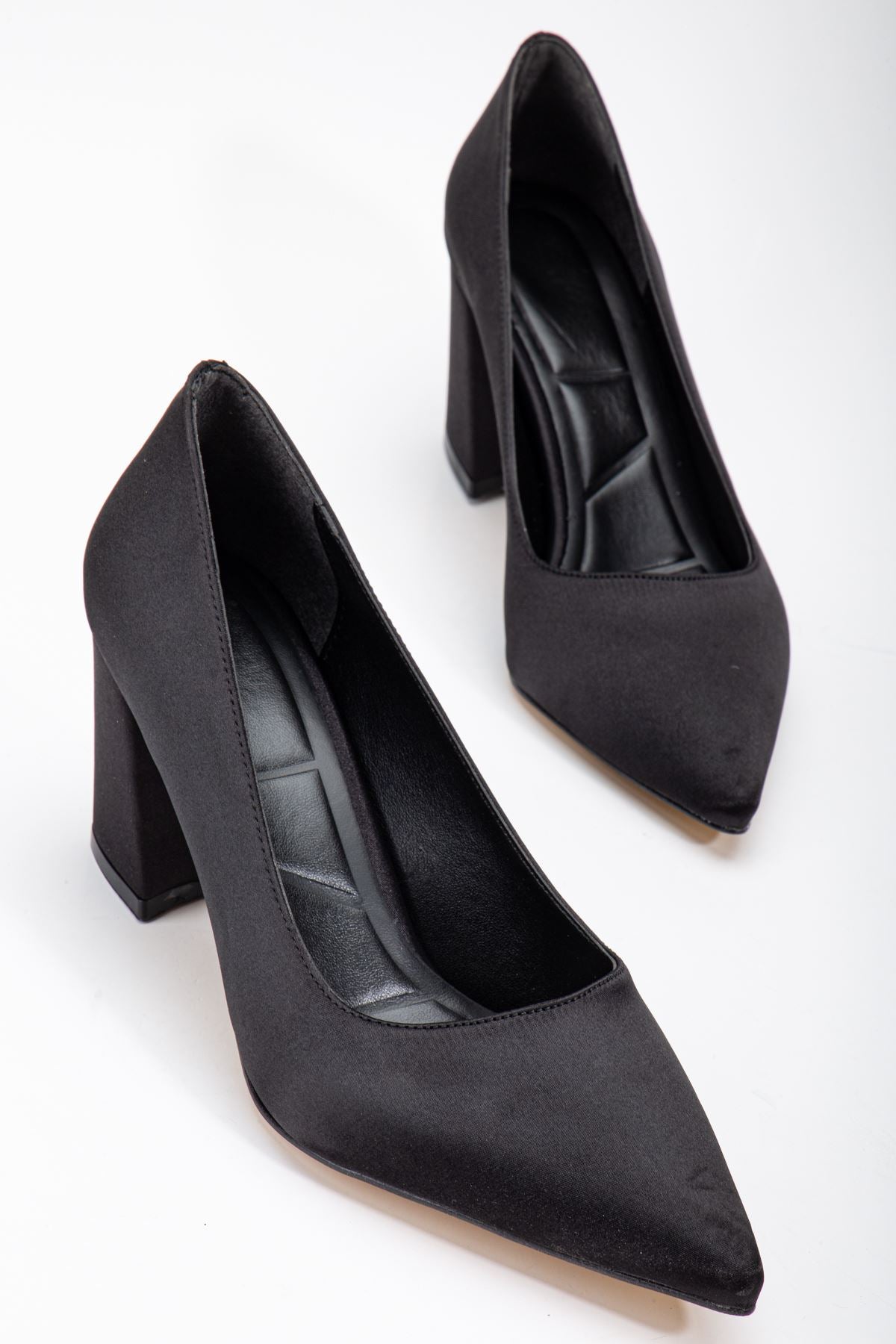 Women's Black Satin Pointed Toe Detailed Heeled Shoes - STREETMODE ™