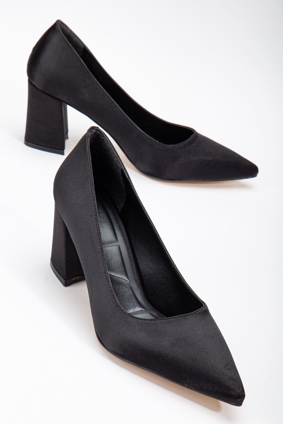 Women's Black Satin Pointed Toe Detailed Heeled Shoes - STREETMODE ™