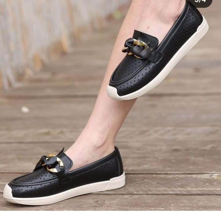Women's Riwan Black Skin Ballerina Shoes - STREETMODE ™