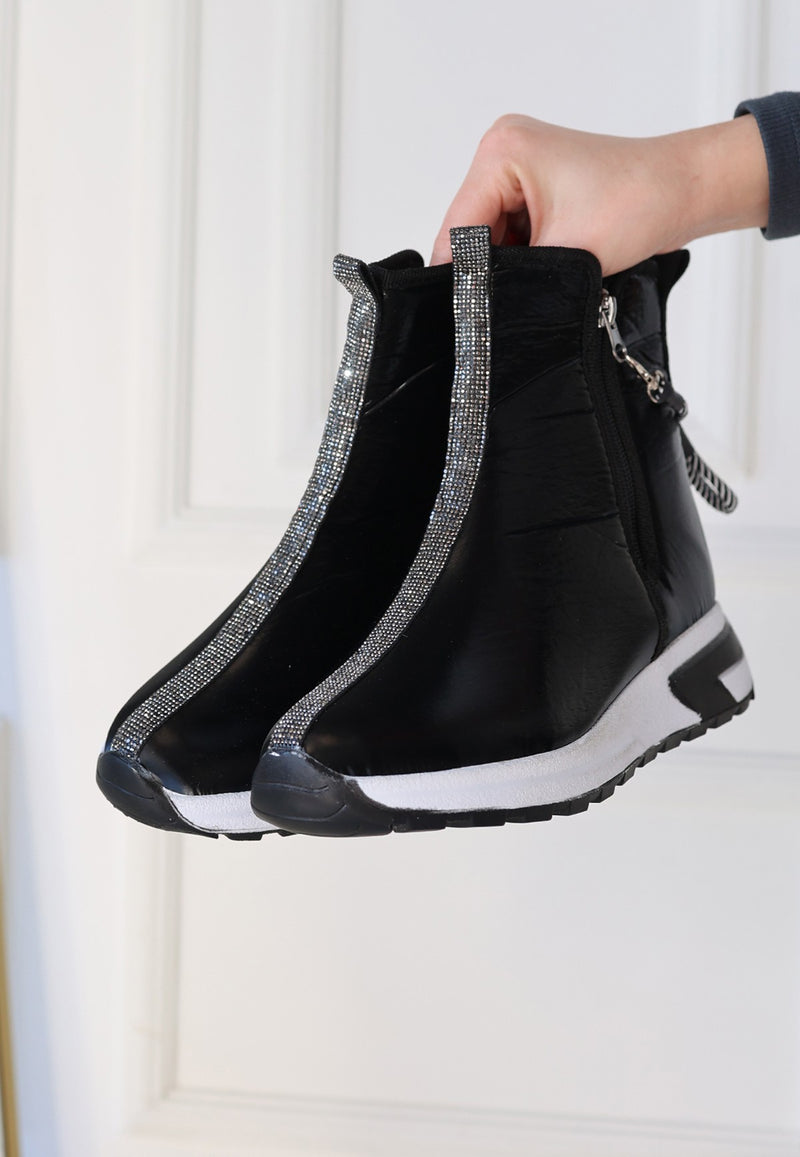Women's Black Parachute Zipper Boots - STREETMODE ™