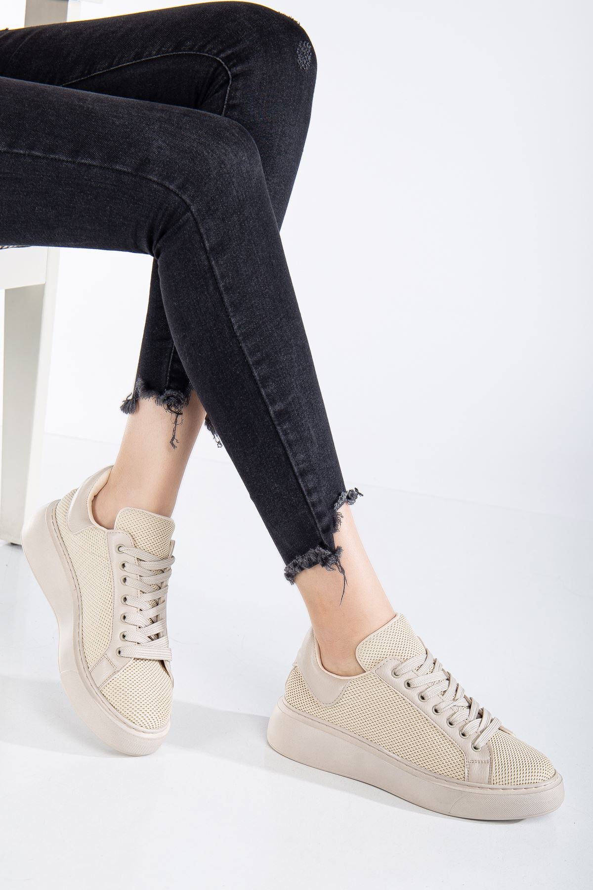 Women's Beige Knitted Sneakers - STREETMODE ™