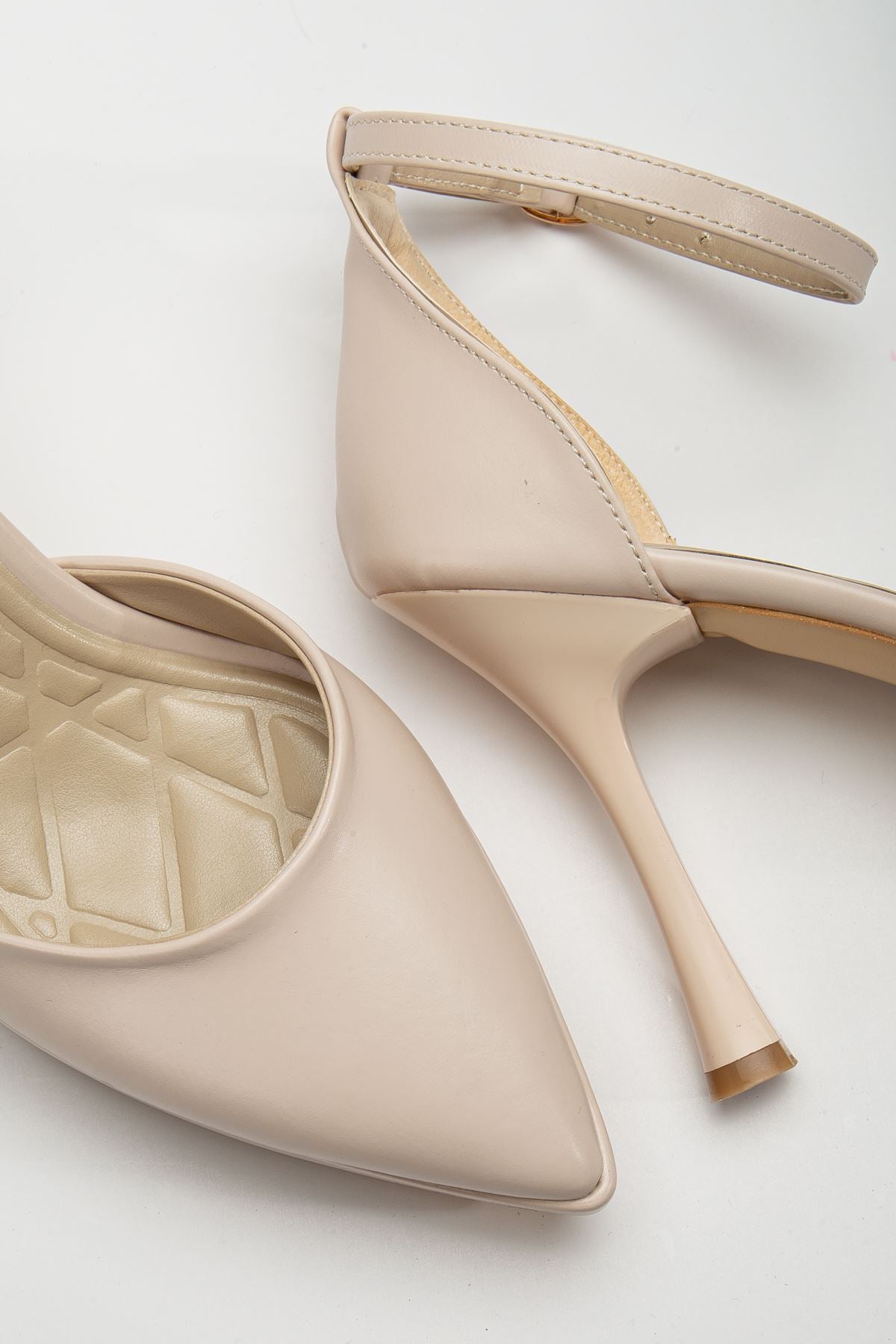 Women's Beige Leather Platform Pointed Toe Thick Heel Shoes - STREETMODE ™