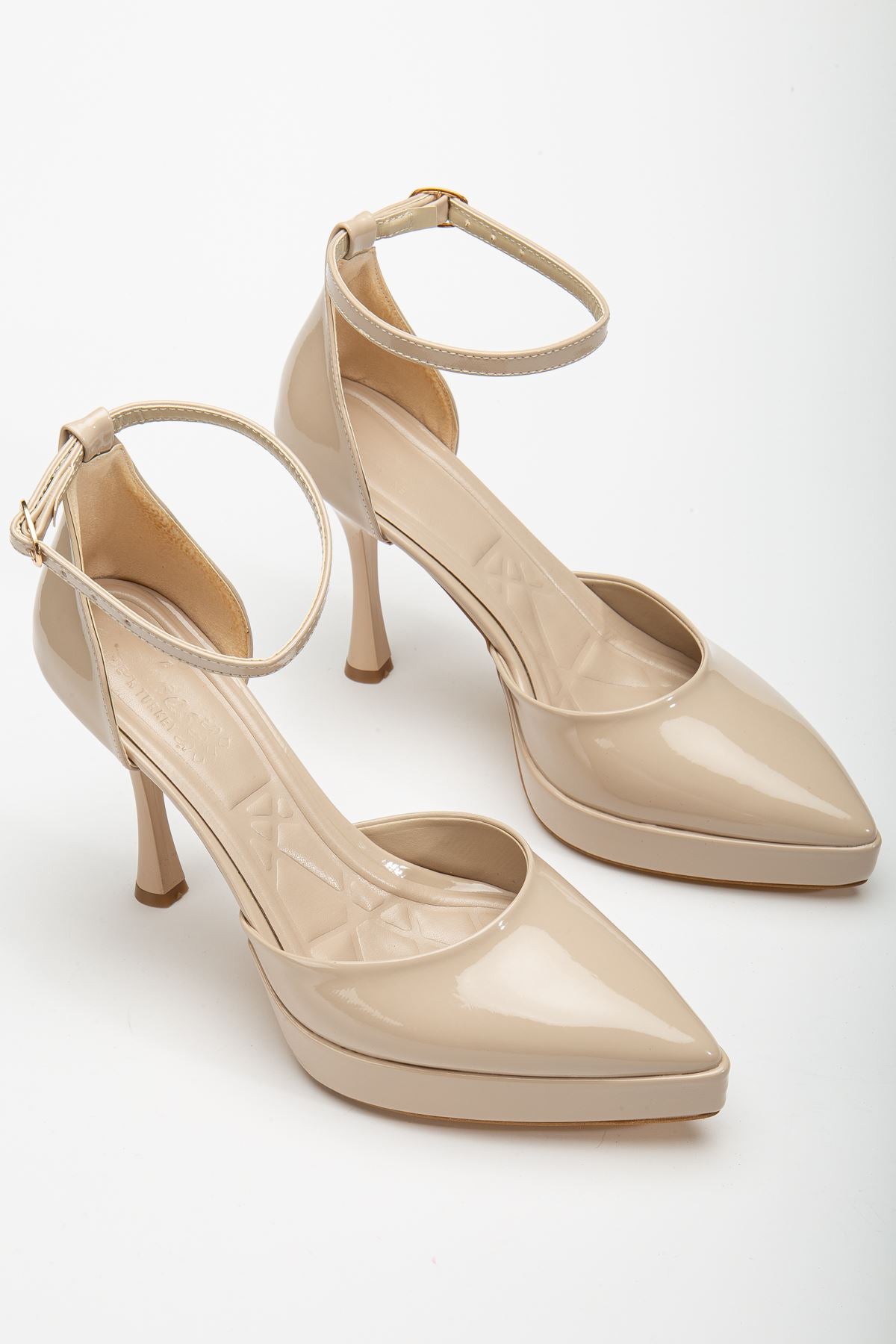 Women's Beige Patent Leather Platform Pointed Toe Thick Heel Shoes - STREETMODE ™