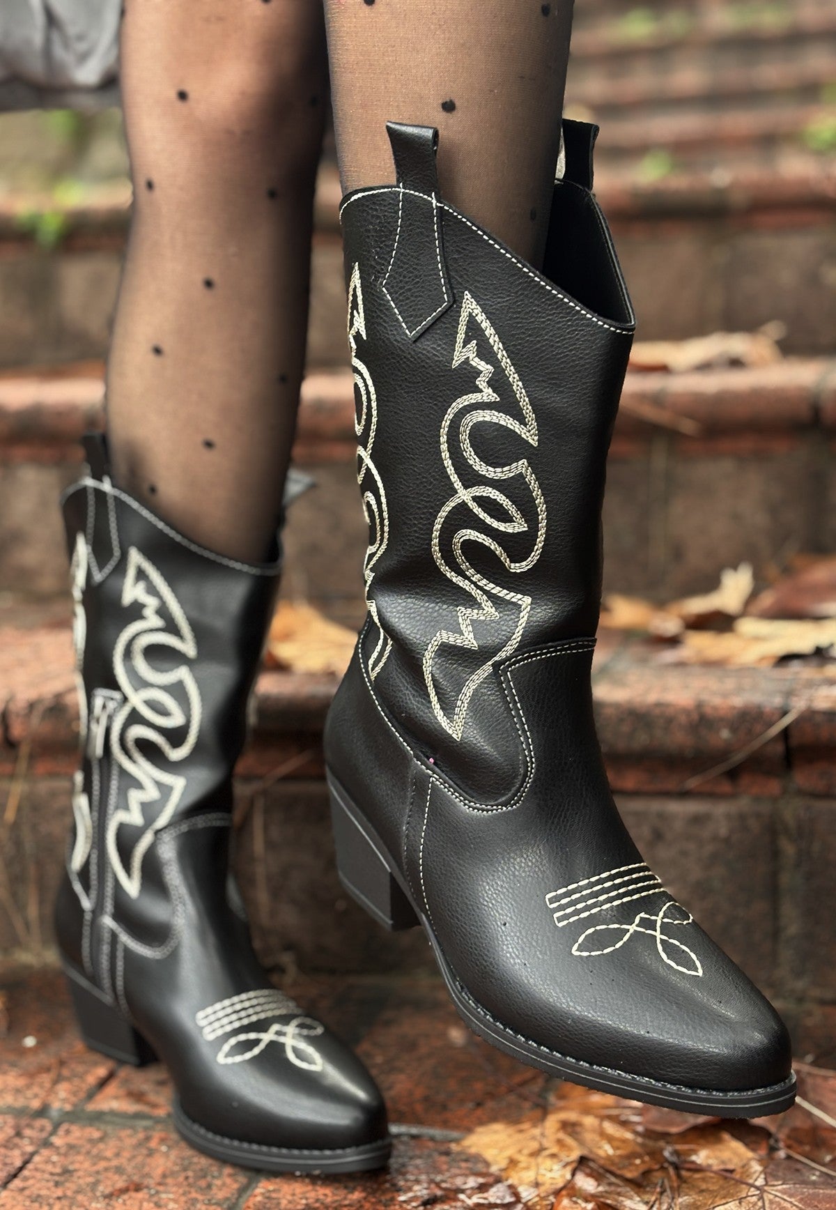 Women's Black Skin White Embroidered Heeled Boots - STREETMODE ™