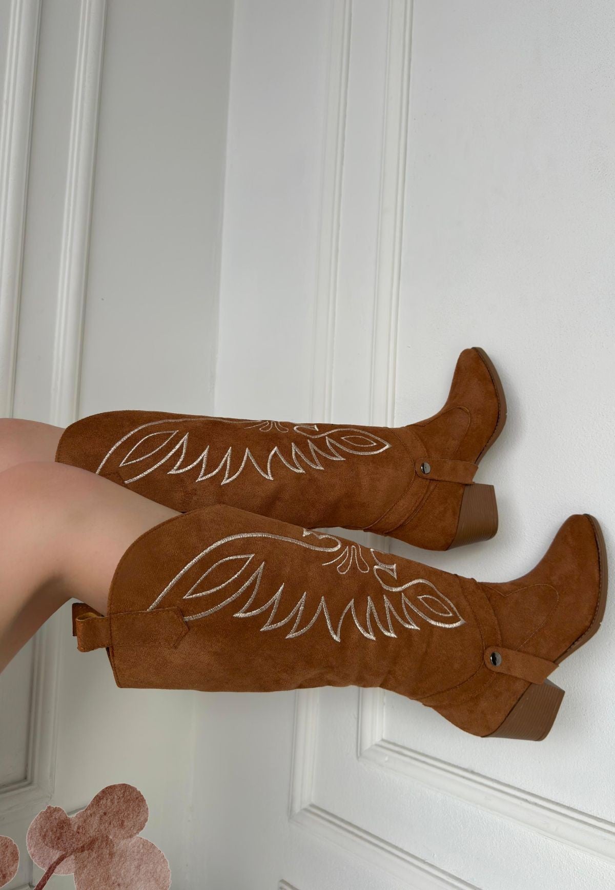 Women's Brown Suede Slip-On Heeled Boots And Boots - STREETMODE ™