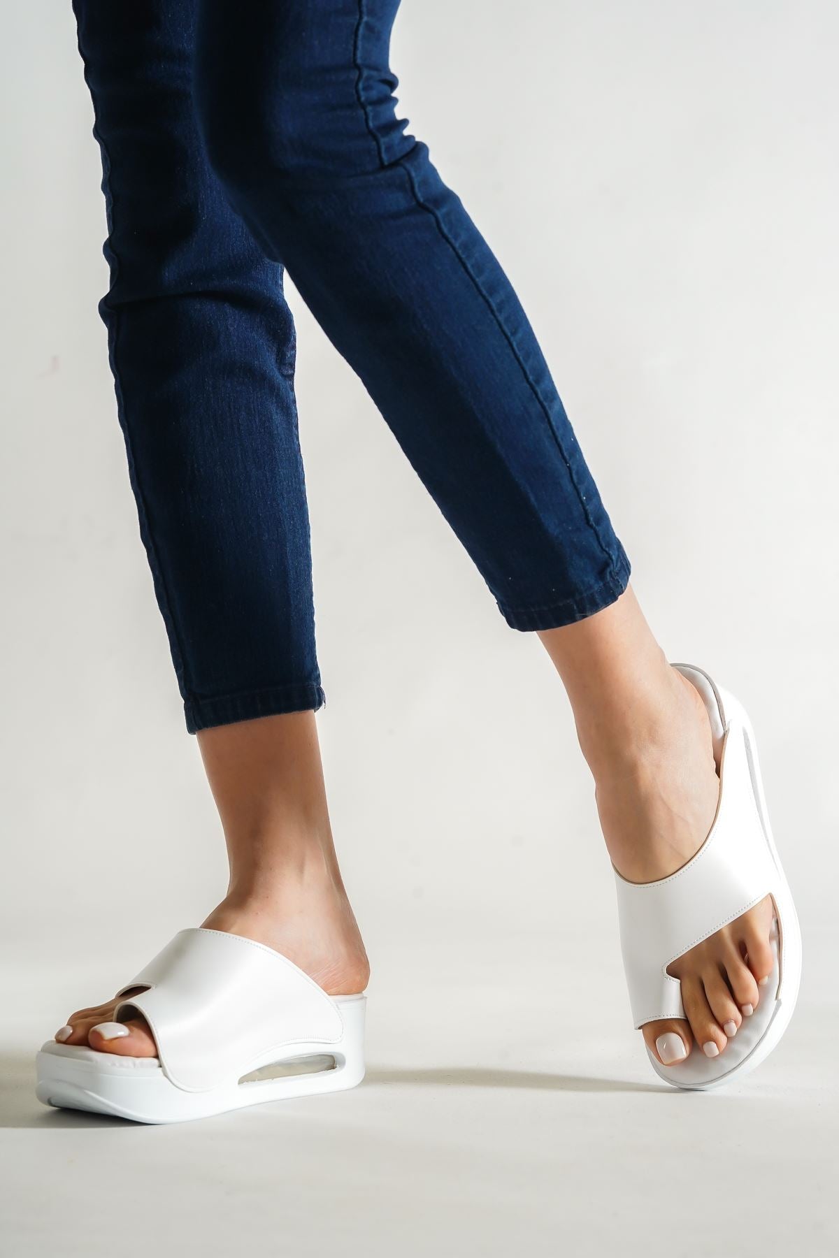 Women's Tools 100% Genuine White Leather Slippers