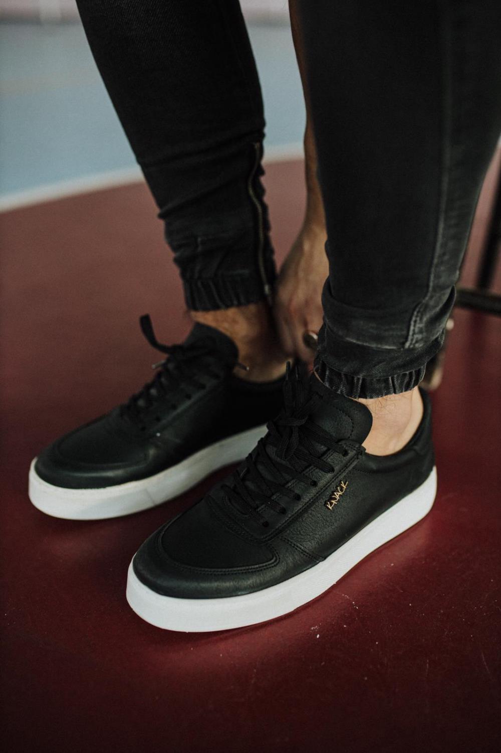 Men's Sneaker Daily Men's Sneaker Shoe 666 Black White - STREET MODE ™
