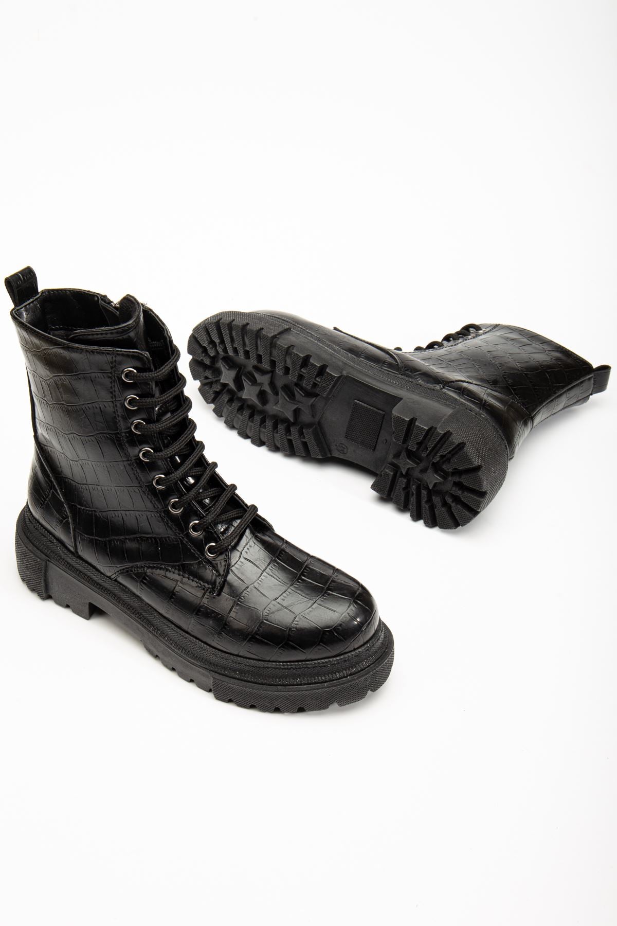 812-356 Black Crocodile Laced Zippered Casual Women's Boots