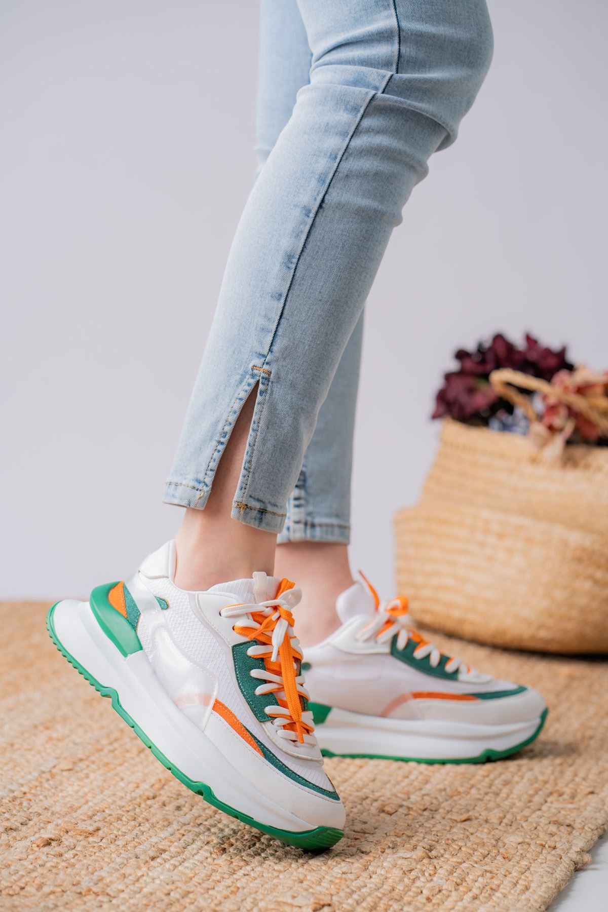 Women's Aleh White Skin Green Detailed Thick Sole Sneakers Shoes - STREETMODE ™