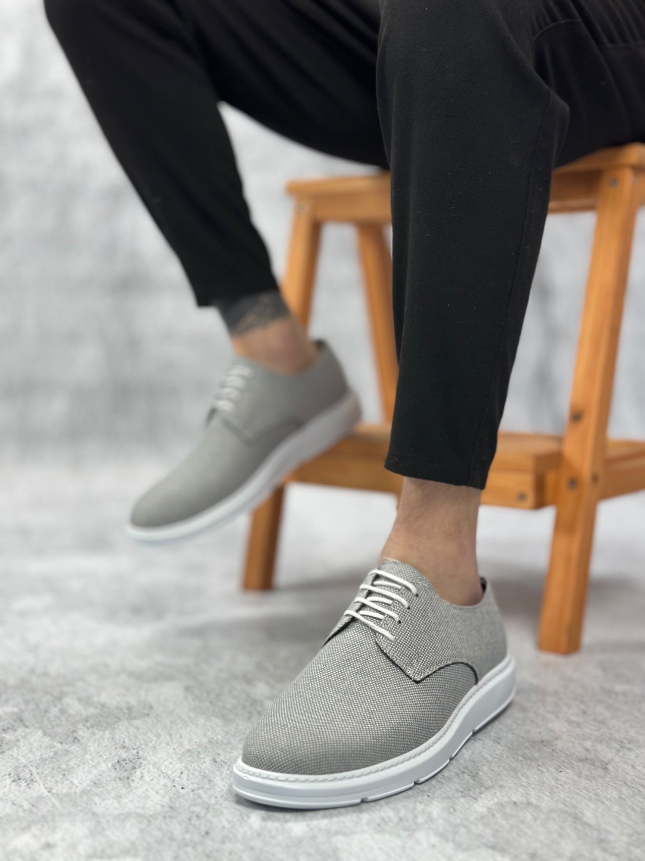 grey dress what colour shoes Top 10 Shoe Colors That Elevate A shoes to go with grey