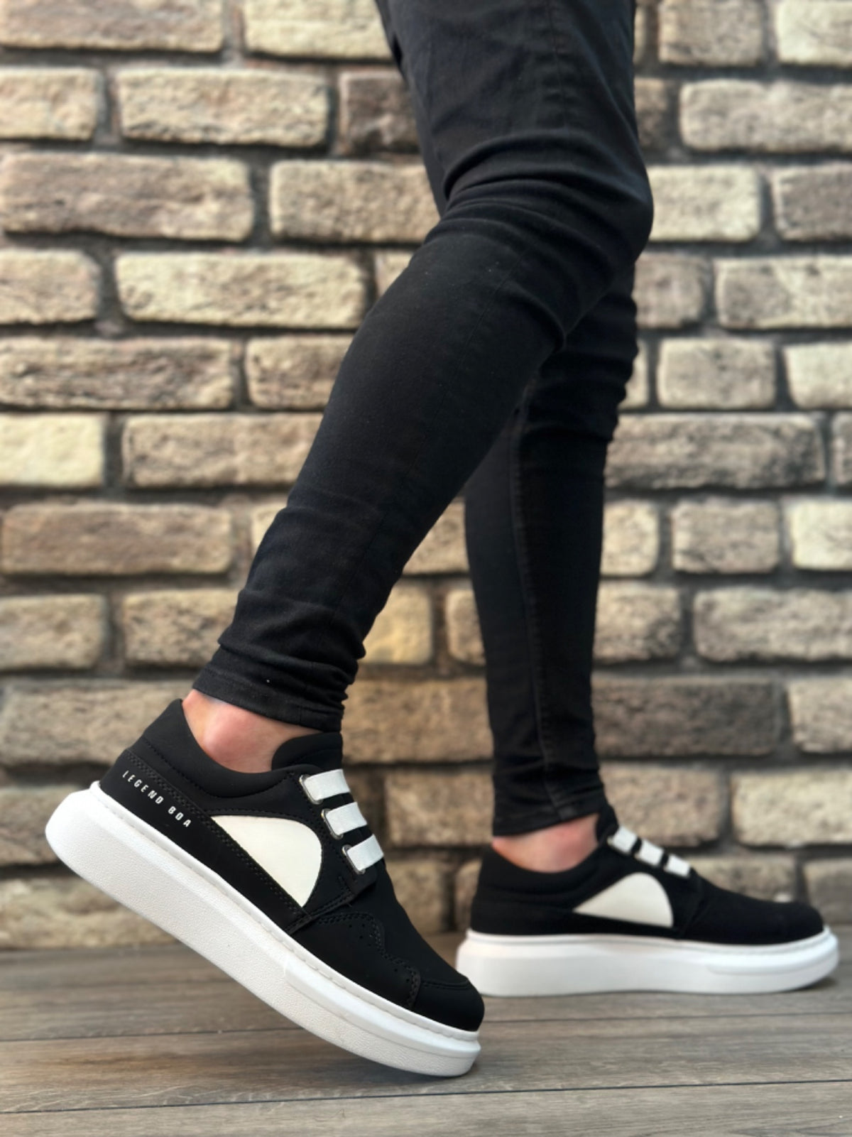 BA0302 Thick Sole Lace-Up Style Casual Black White Men's Sneakers Shoes - STREET MODE ™