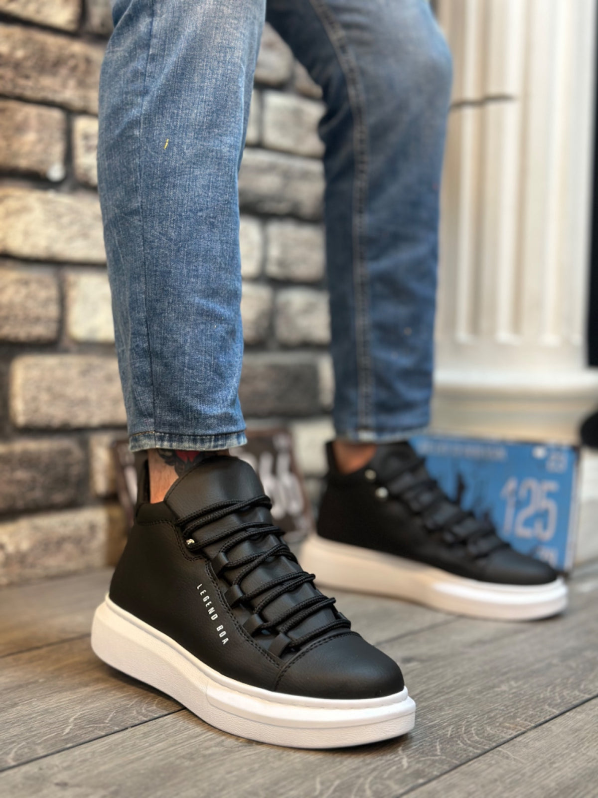 BA0312 Lace-up High Black and White Sole Men's Style Sports Boots