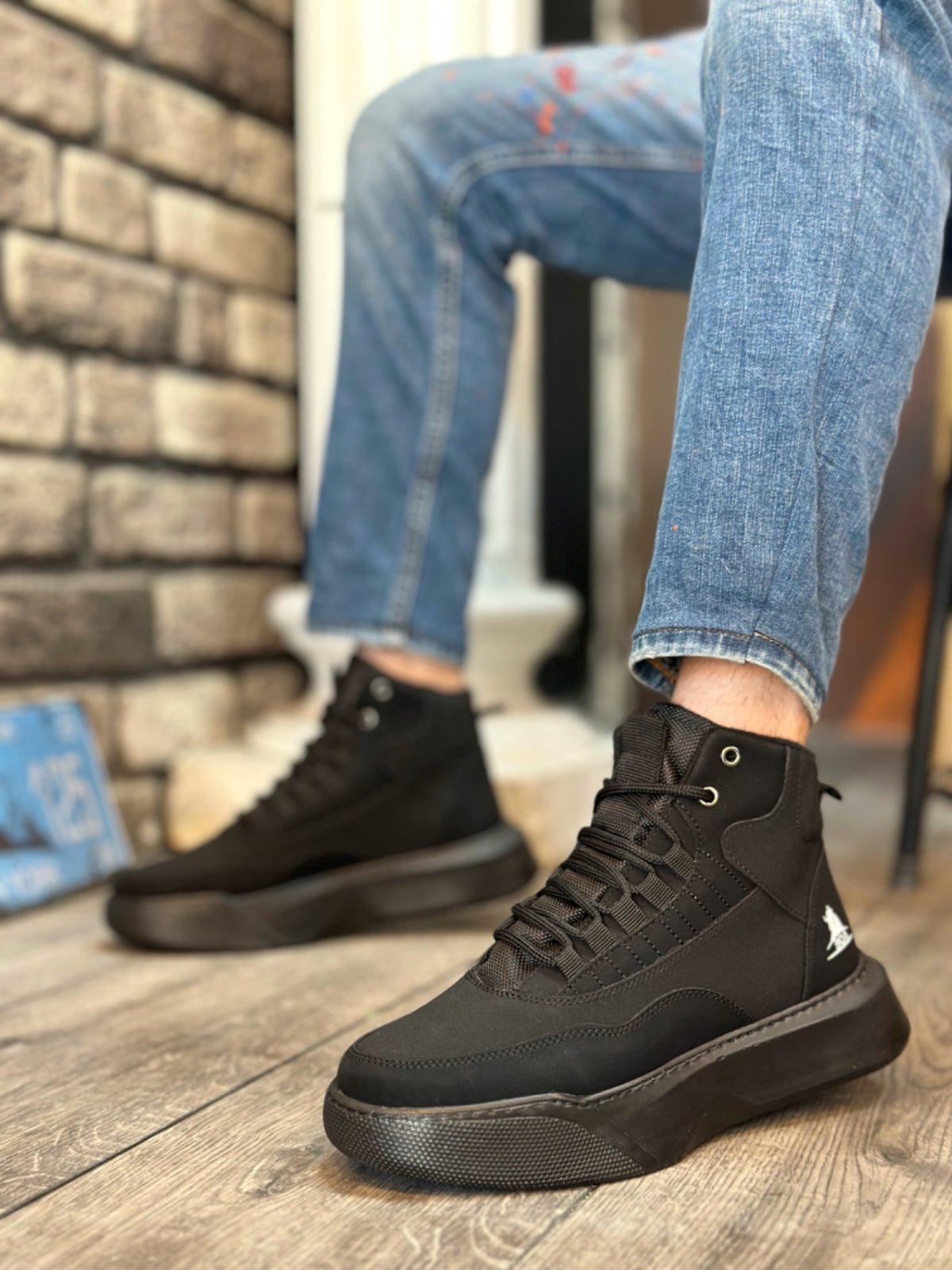 BA0318 Lace-up Men's High Sole Black Sole Sports Boots - STREETMODE ™