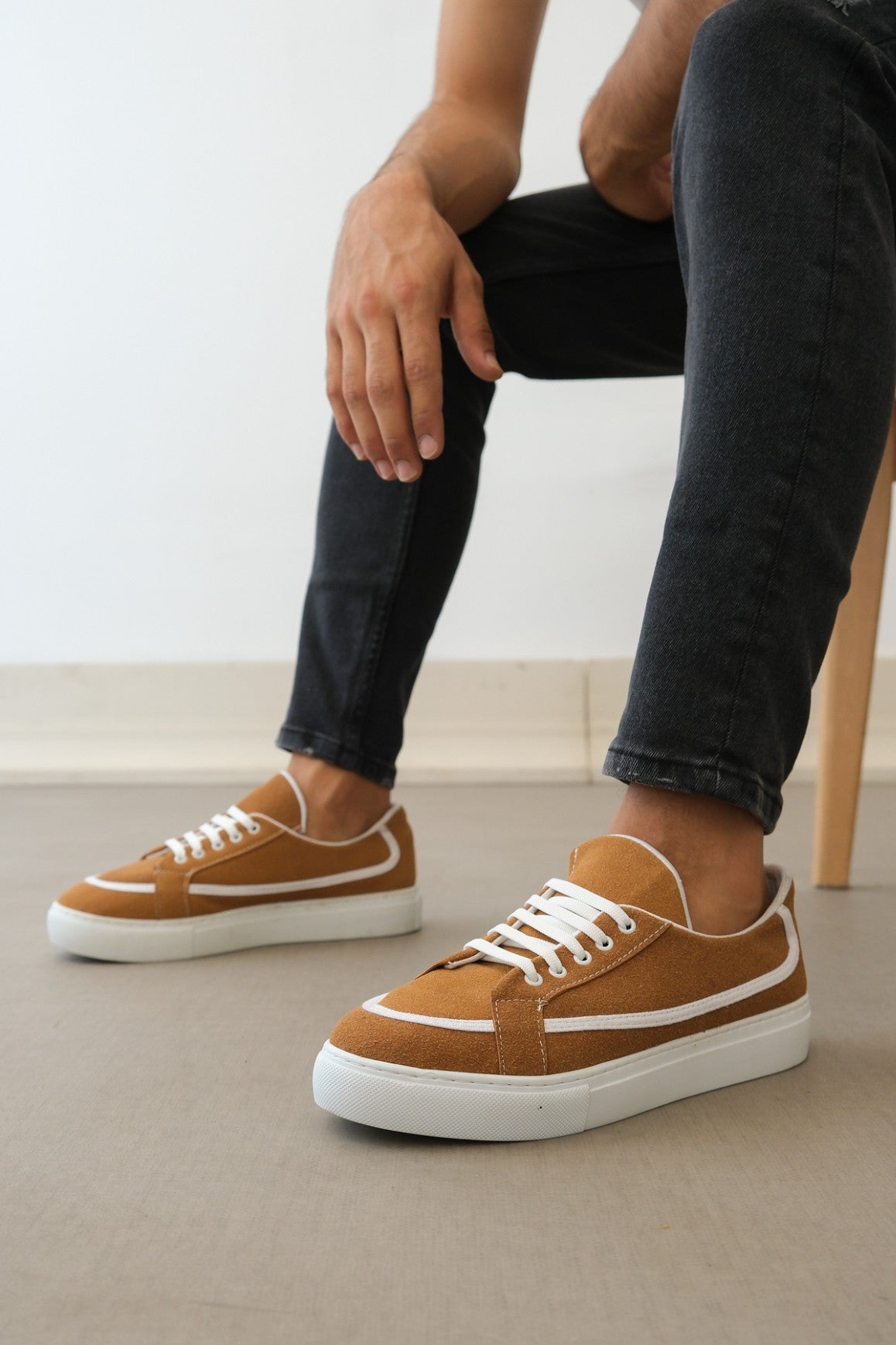 BA0351 Laced Leather Powder Casual Brown Color Sneakers