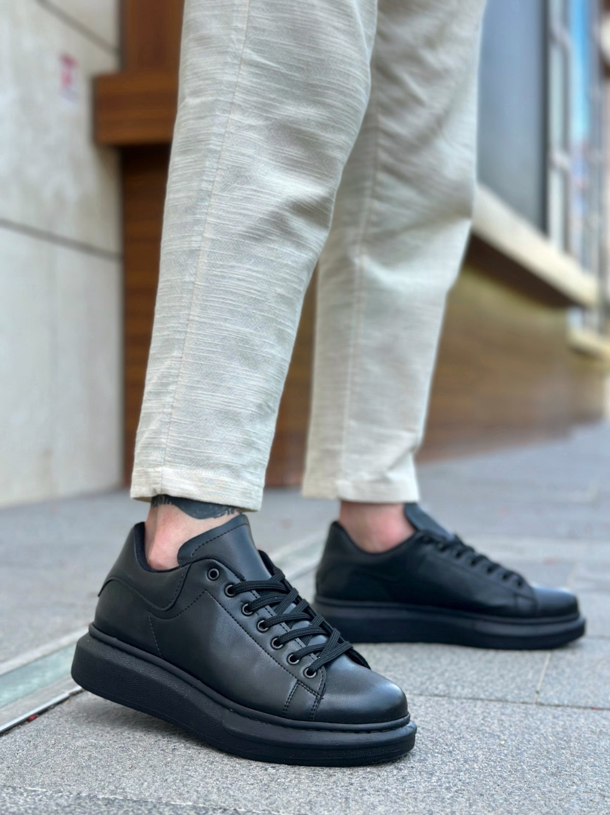 BA0547 BOA Sport Herrenschuhe mit dicker hoher Sohle und schwarzer Schnürung