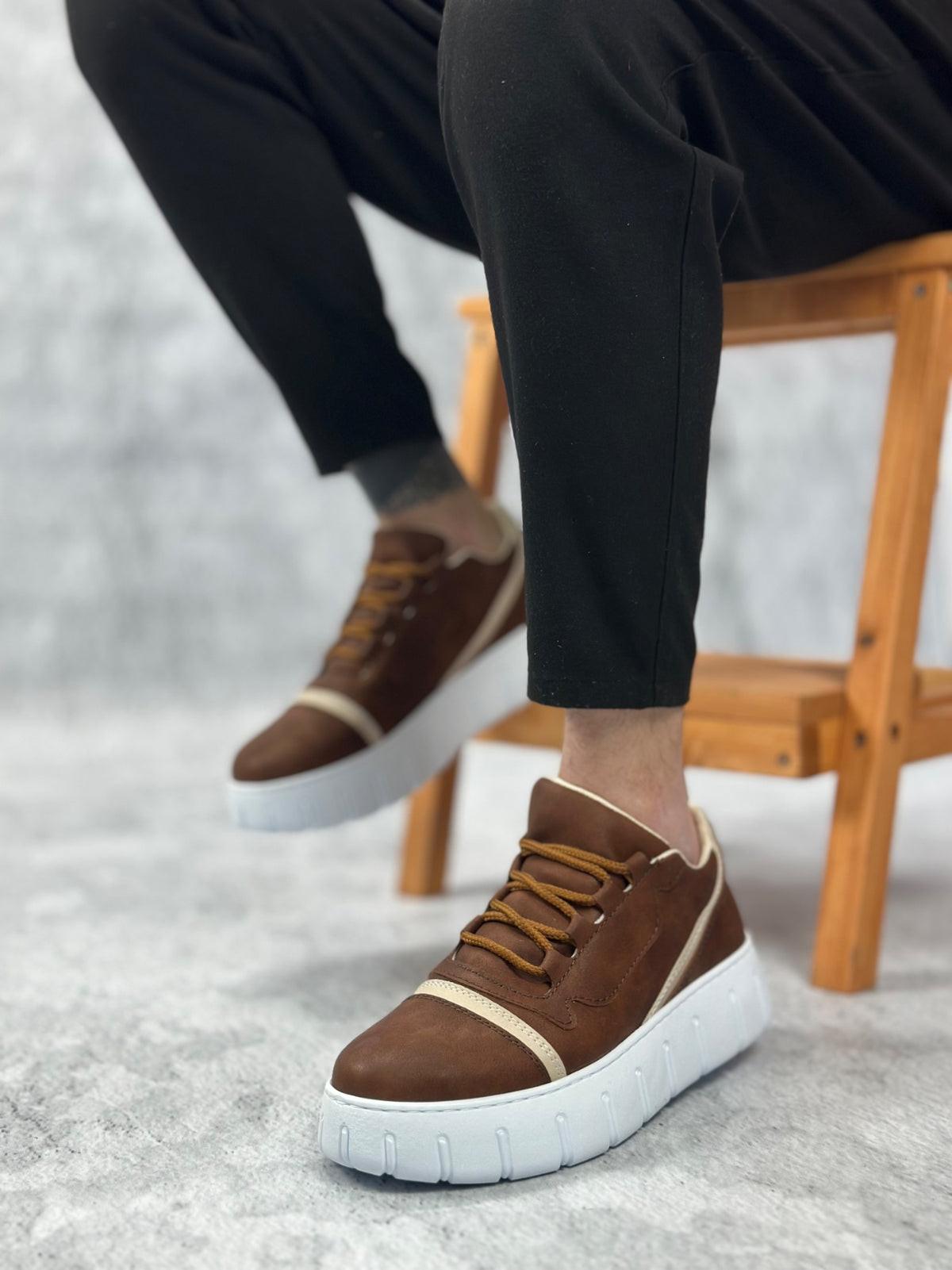 BA0666 Brown High Sole Men's Casual Shoes