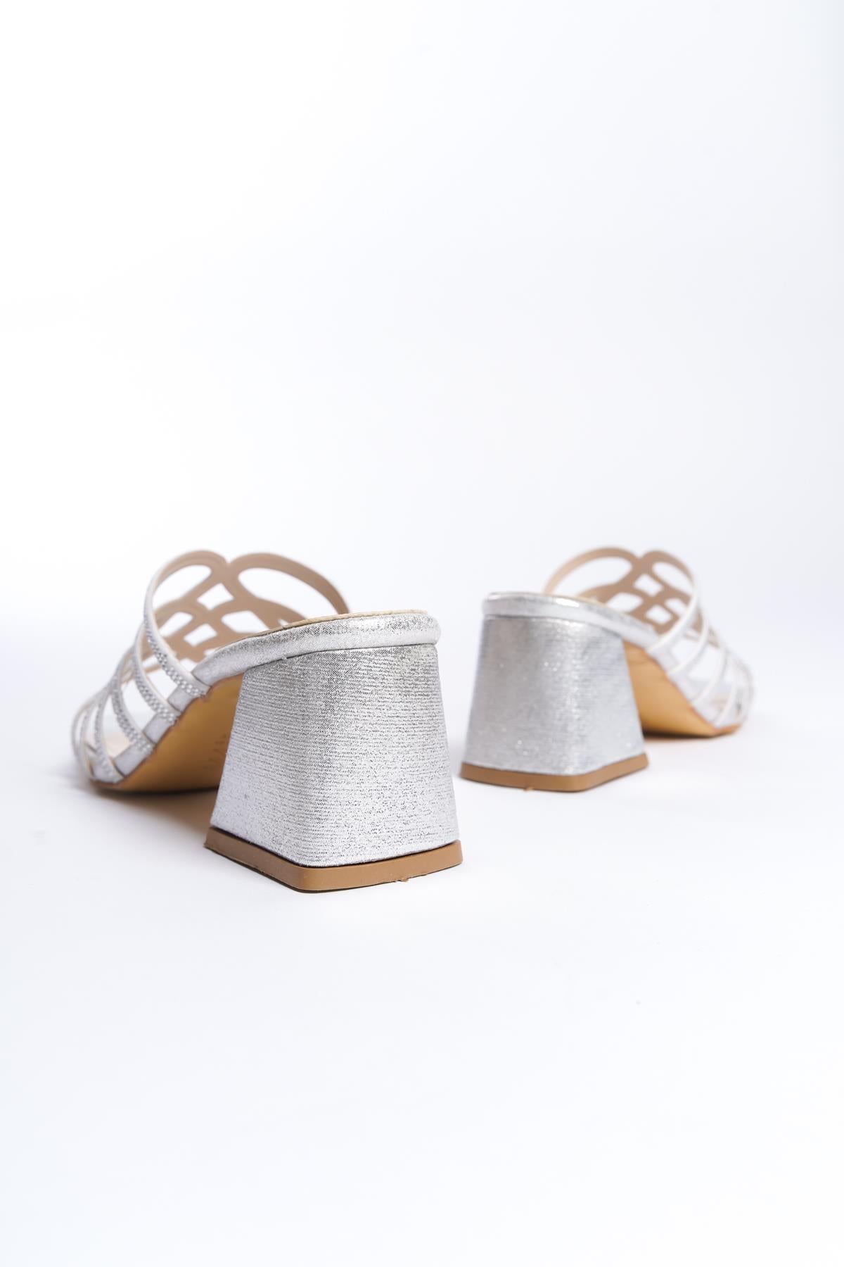 Women's Silver Stone Detailed 5 cm Heeled Slippers - STREETMODE ™