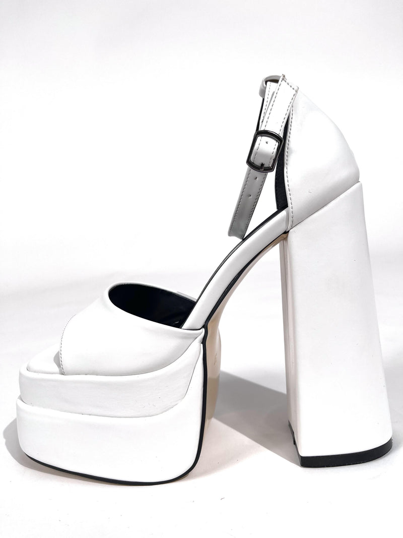 Women's Zoon White Skin High Double Platform Open-Front Sandals Shoes - STREETMODE ™