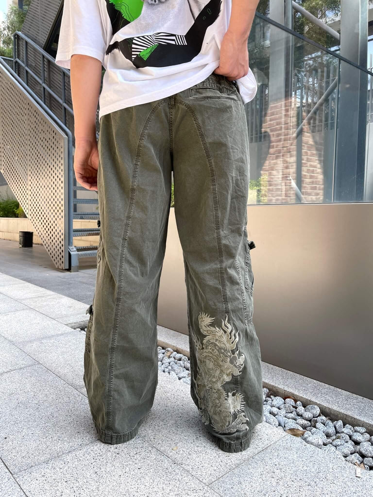 Men's BDG Premium Dragon Embroidered Cargo Pants