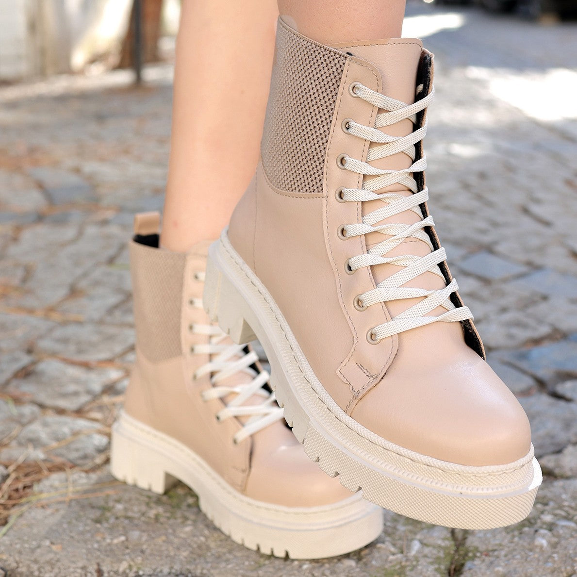 Women's Beery Cream Skin Lace Up Boots - STREETMODE ™