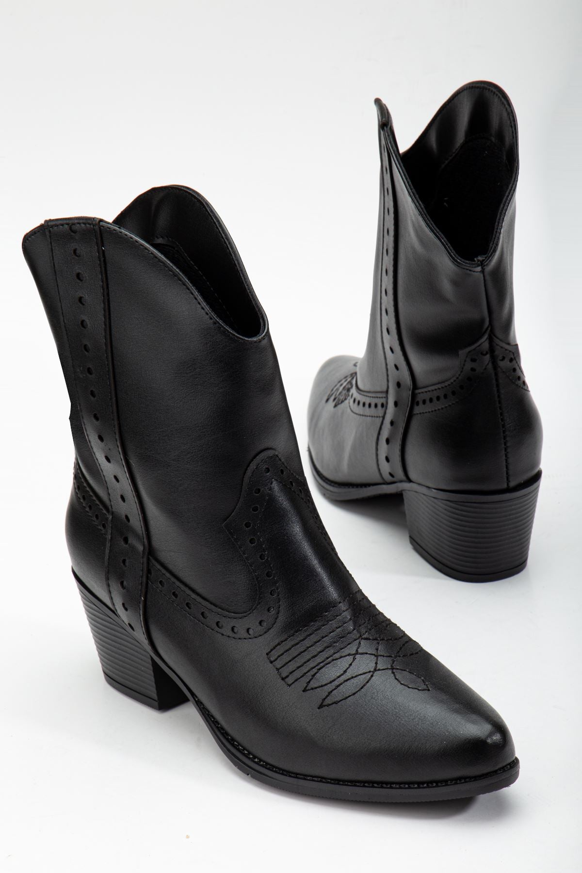 Black Matte Leather Western Cowboy Boots - STREETMODE ™