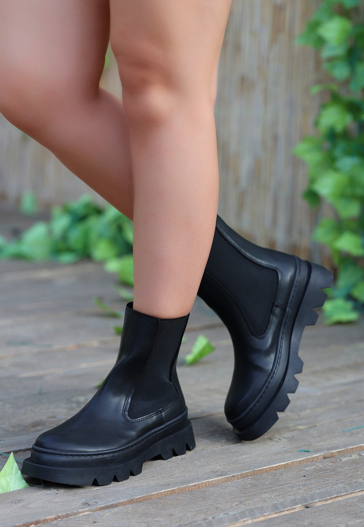 Women's Bluen Black Skin Boots - STREETMODE ™