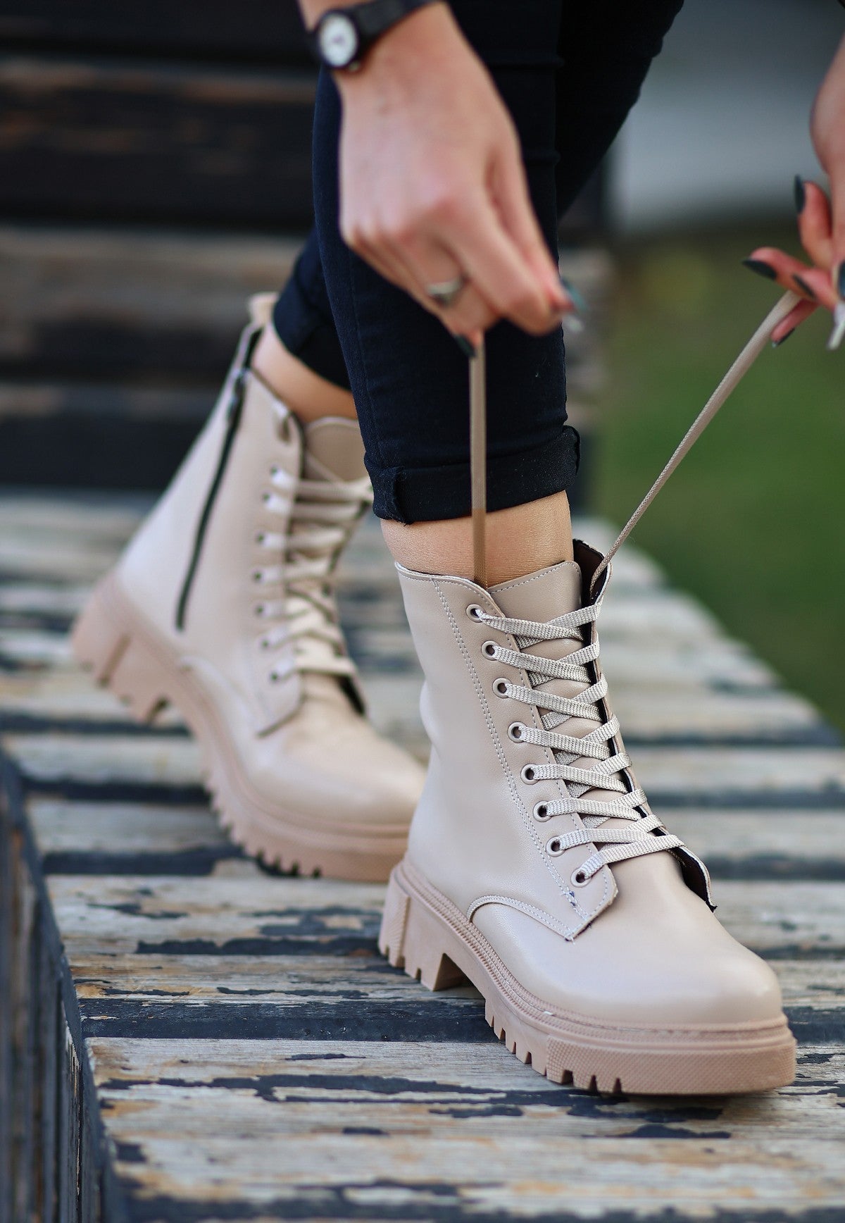 Women's Nude Skin Lace-up Boots - STREETMODE ™