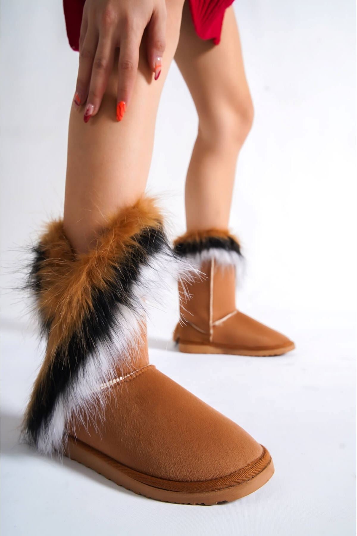 Brown Furry Suede Women's Boots - STREETMODE ™