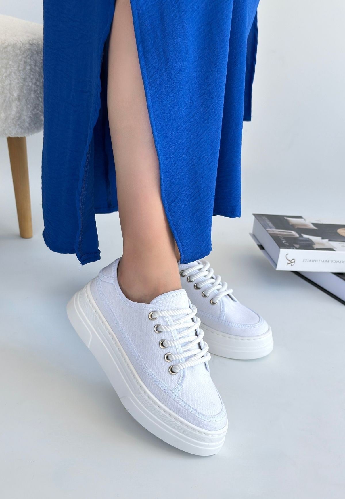 Women's White Linen Lace-Up Sneakers - STREETMODE ™