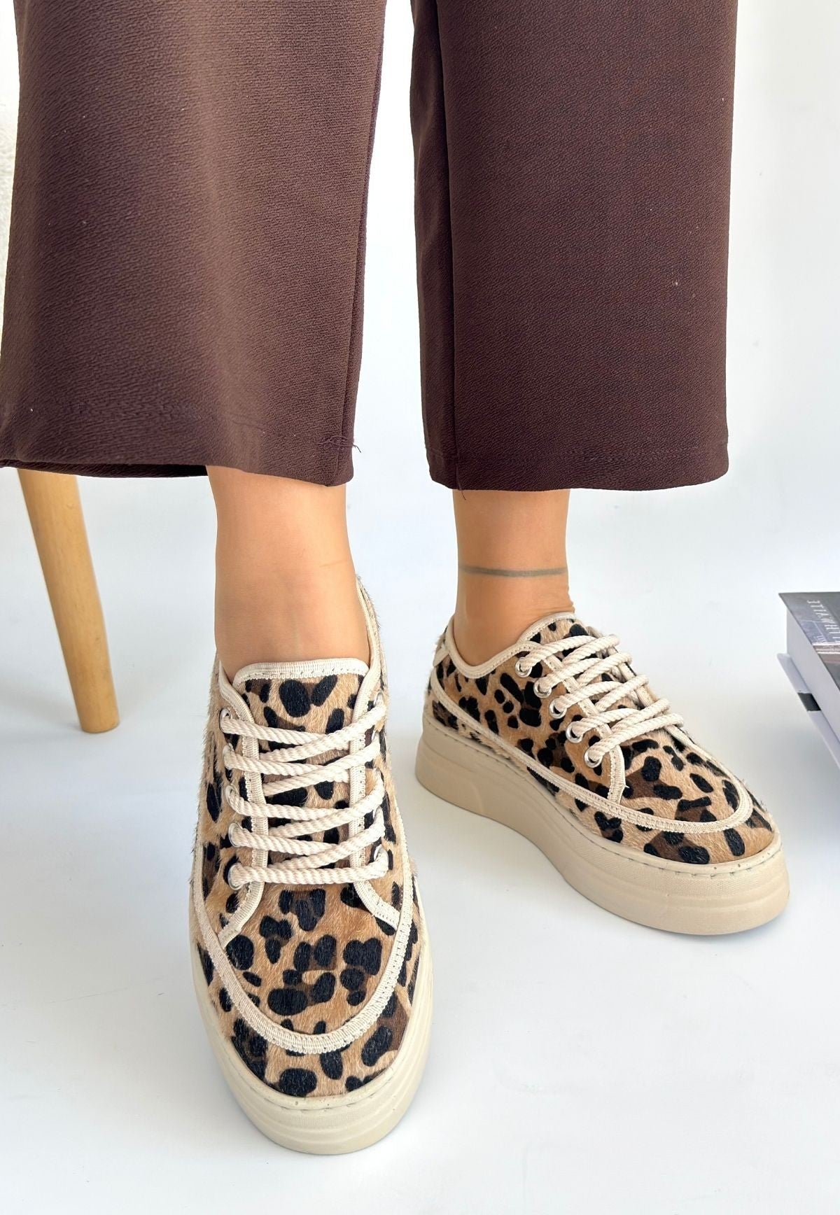 Women's Leopard Suede Lace-Up Sneakers - STREETMODE ™