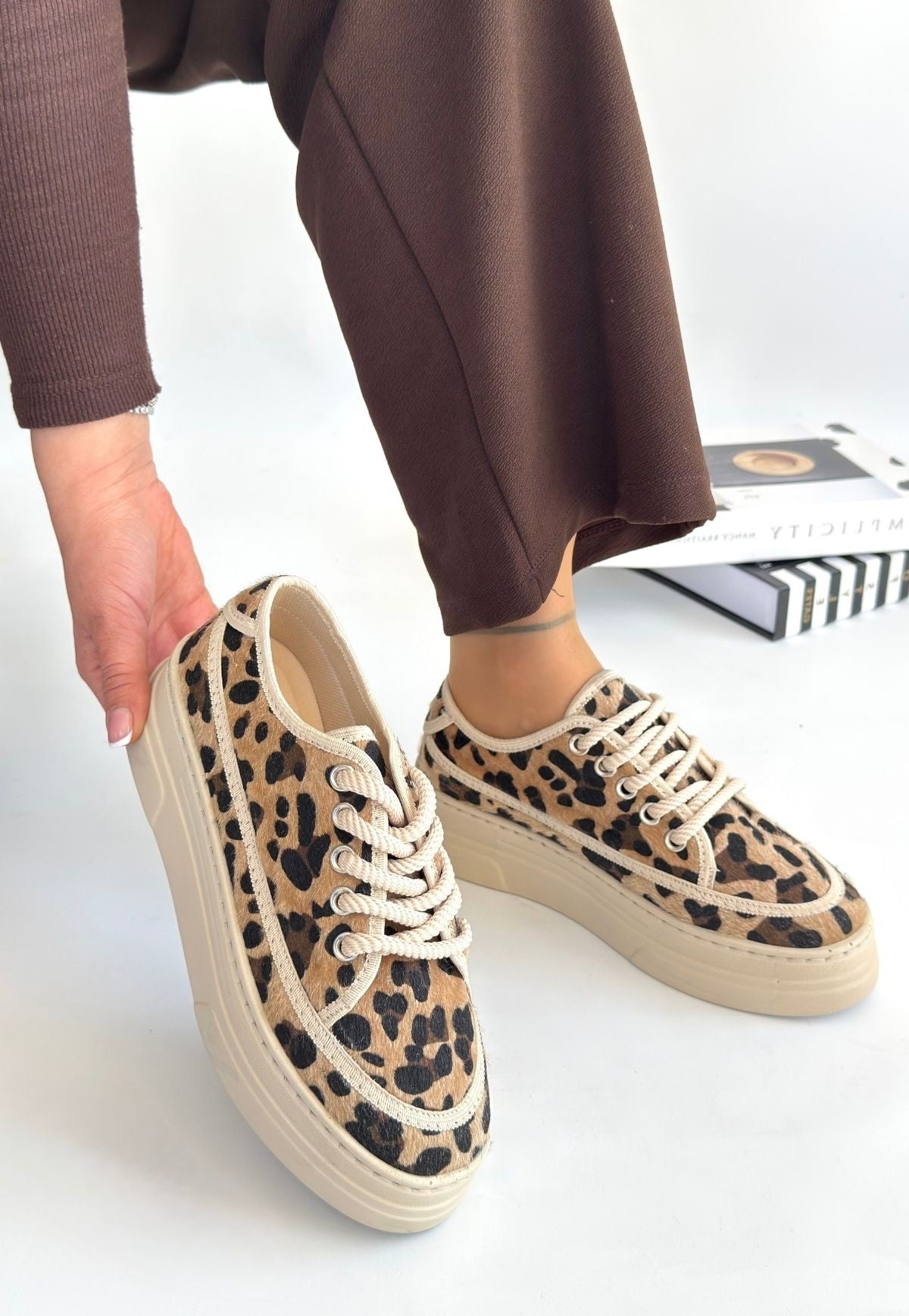 Women's Leopard Suede Lace-Up Sneakers - STREETMODE ™