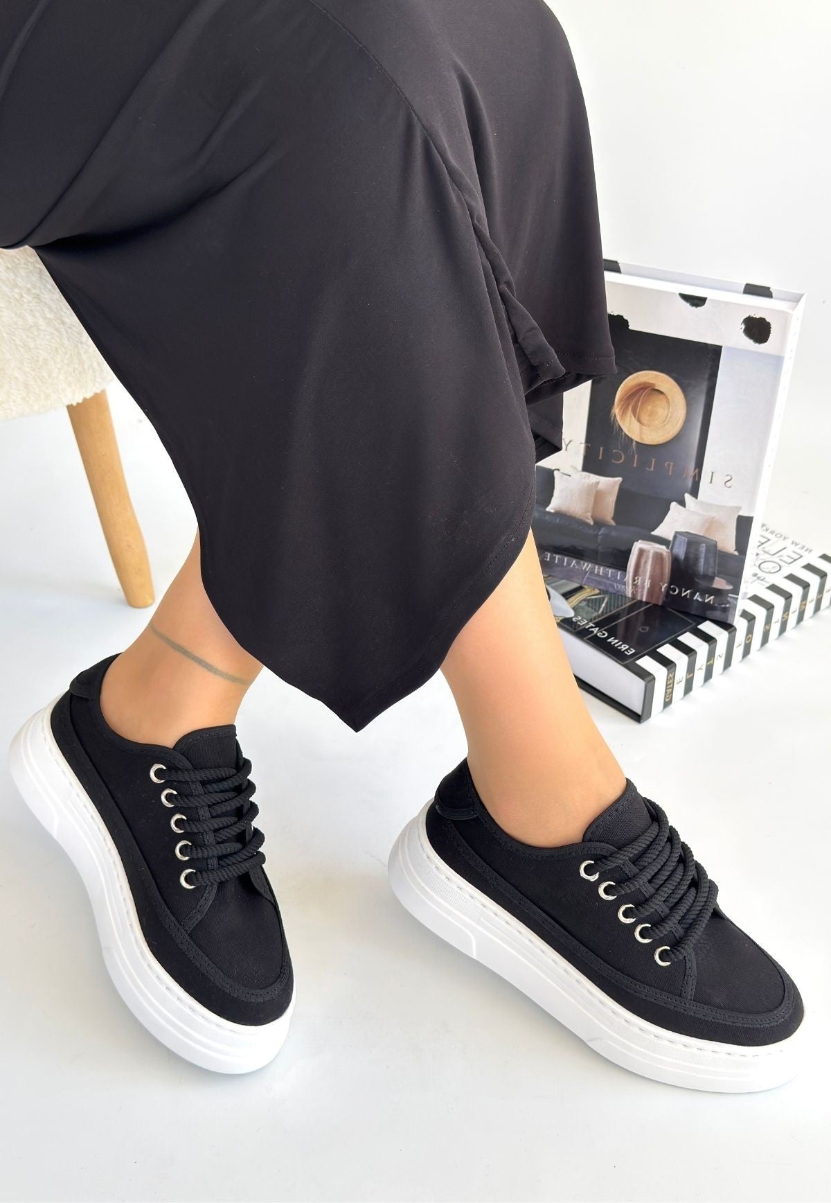 Women's Black Linen Lace-Up Sneakers - STREETMODE ™