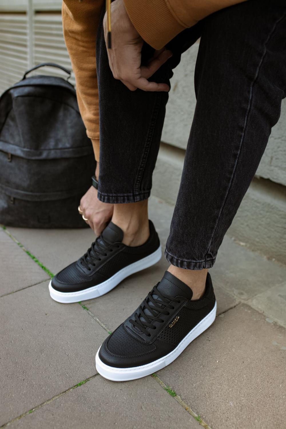 Casual Sneaker Shoes 011 Black White - STREETMODE ™
