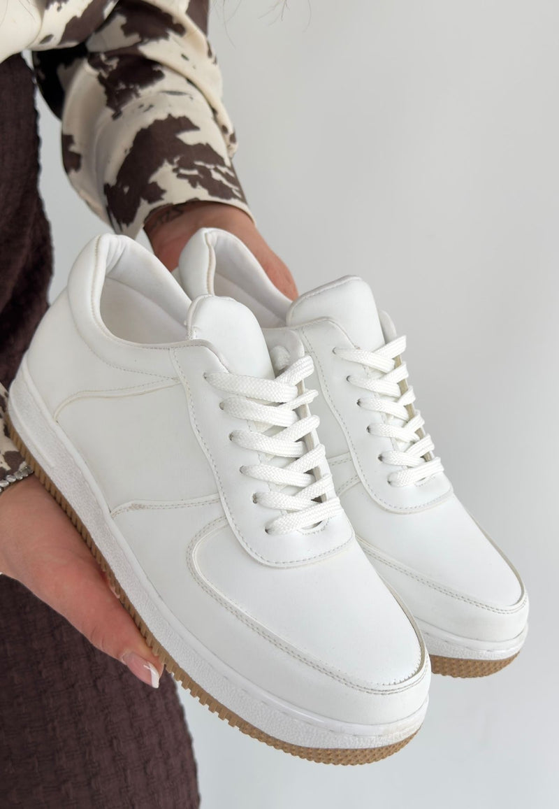 Women's White Leather Lace-Up Sneakers - STREETMODE ™