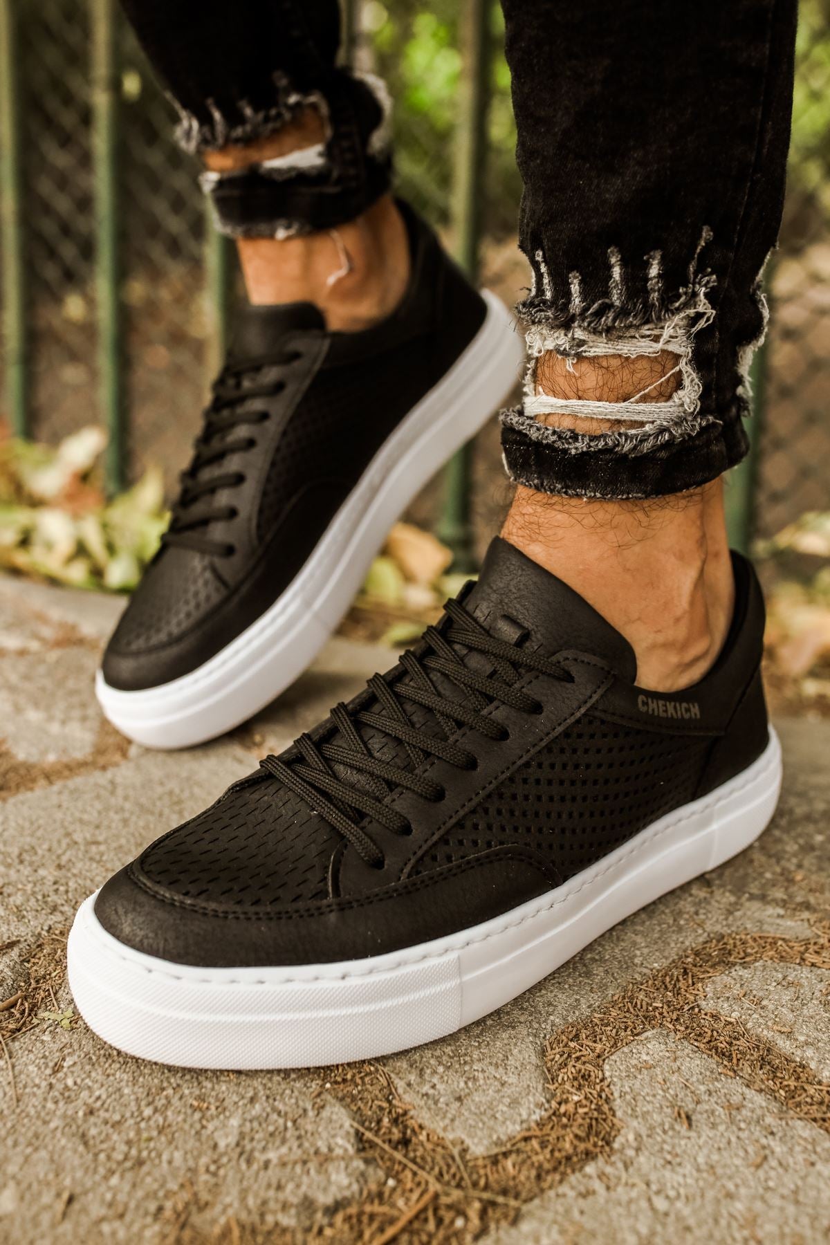 CH015 Laced Men's Unisex Sneaker Shoes - STREETMODE ™