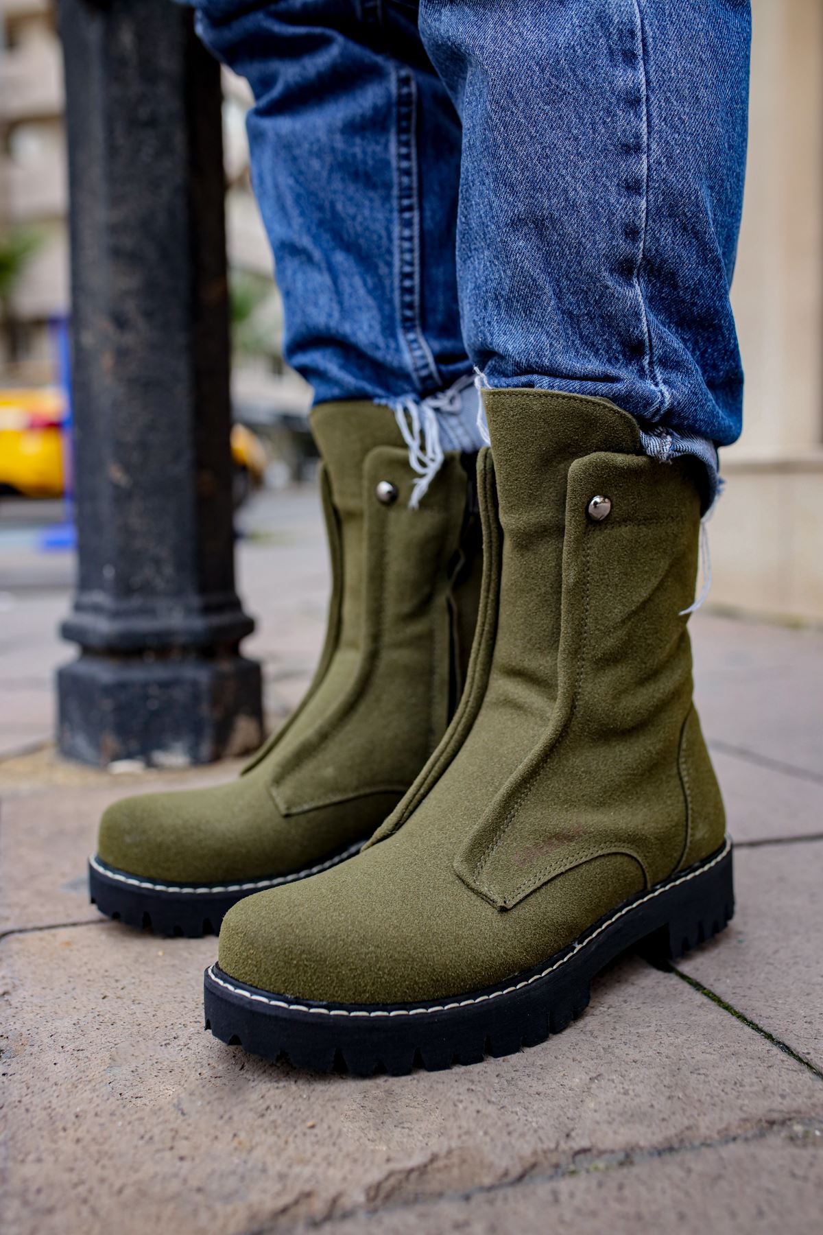 CH027 Men's Suede Khaki-Black Sole Casual Winter Boots - STREETMODE ™