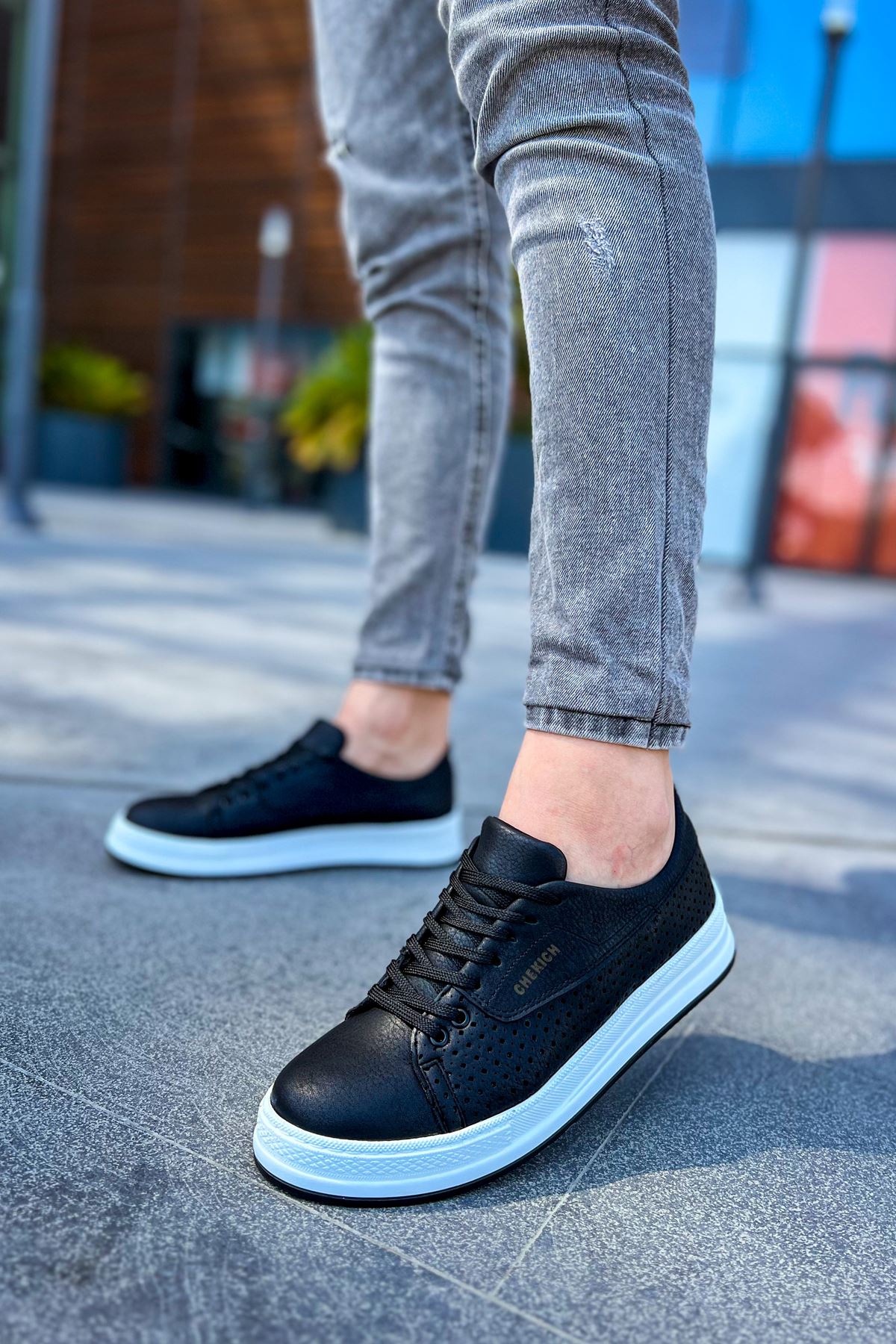 CH043 Men's Unisex Black-White Sole Casual Shoes - STREETMODE ™