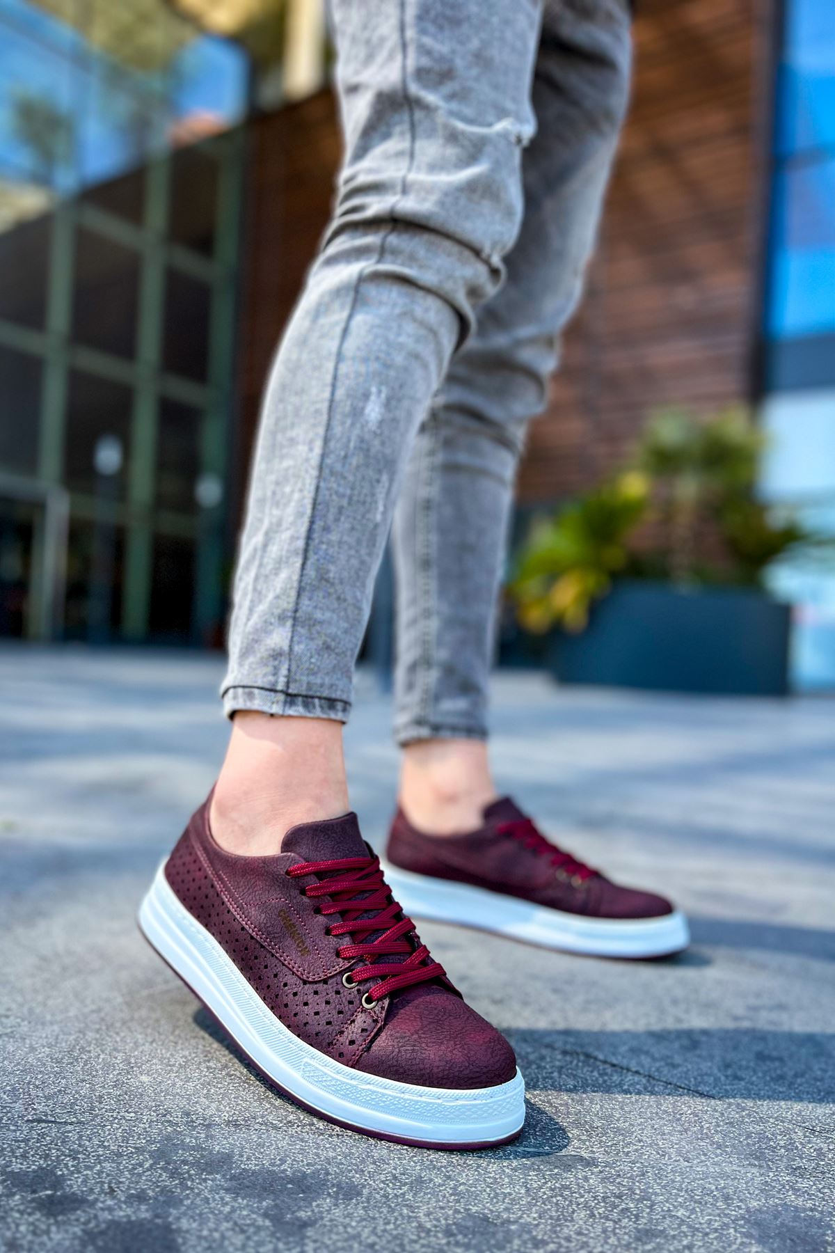 CH043 Men s Unisex Burgundy White Sole Casual Shoes