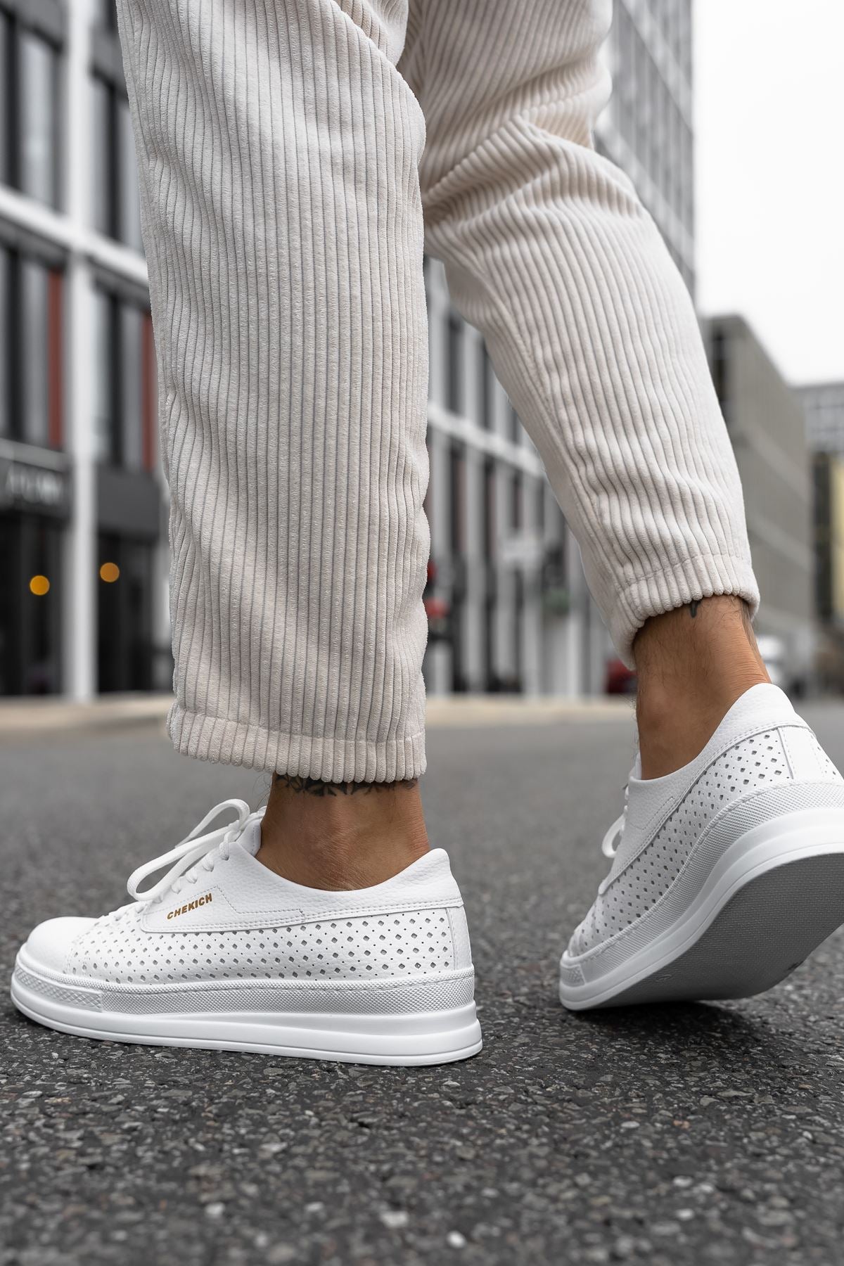 CH043 Men's Unisex Full White Casual Shoes - STREETMODE ™