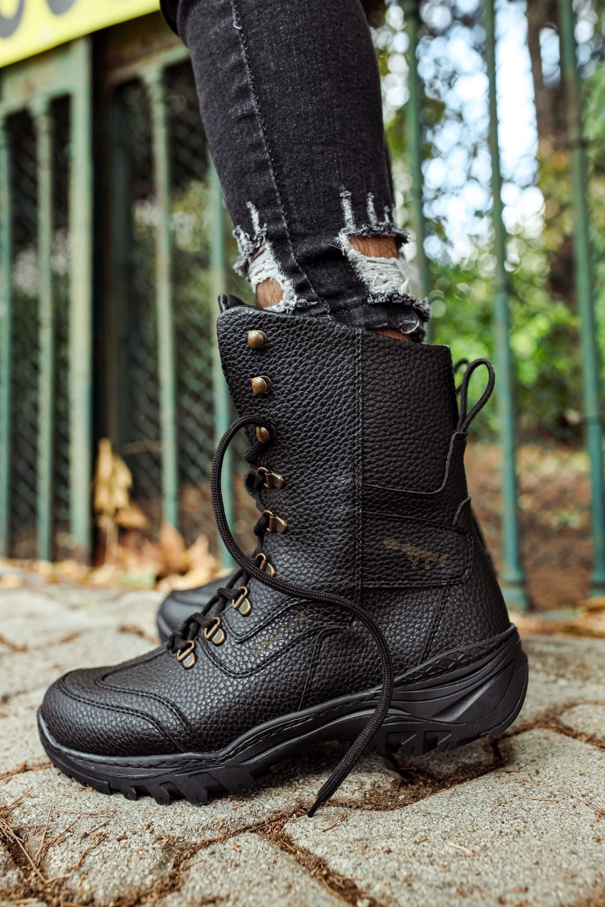 CH051 Men's Black Casual Sneaker Sports Boots - STREETMODE ™