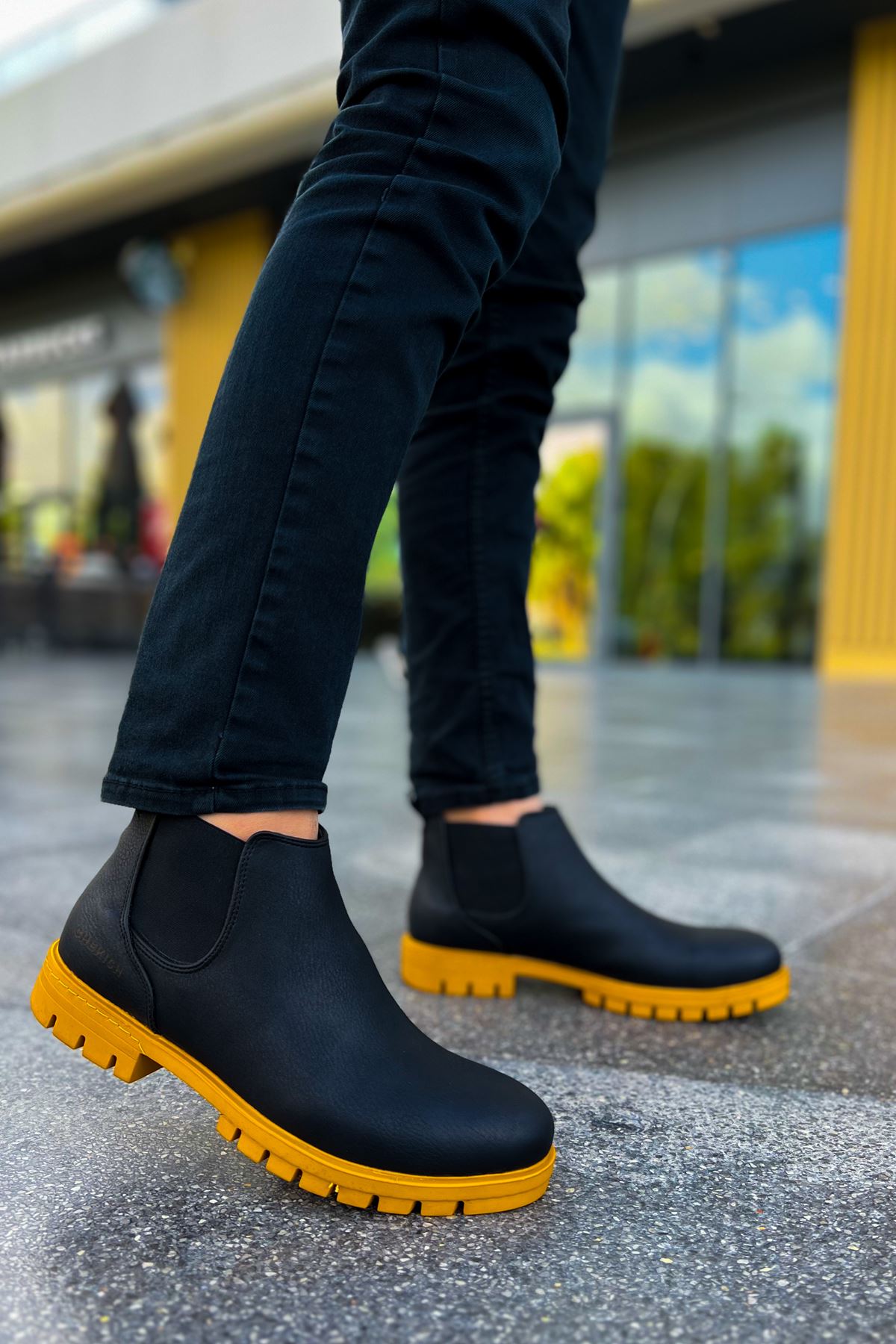 CH053 SSR Men's Boots BLACK - STREETMODE ™