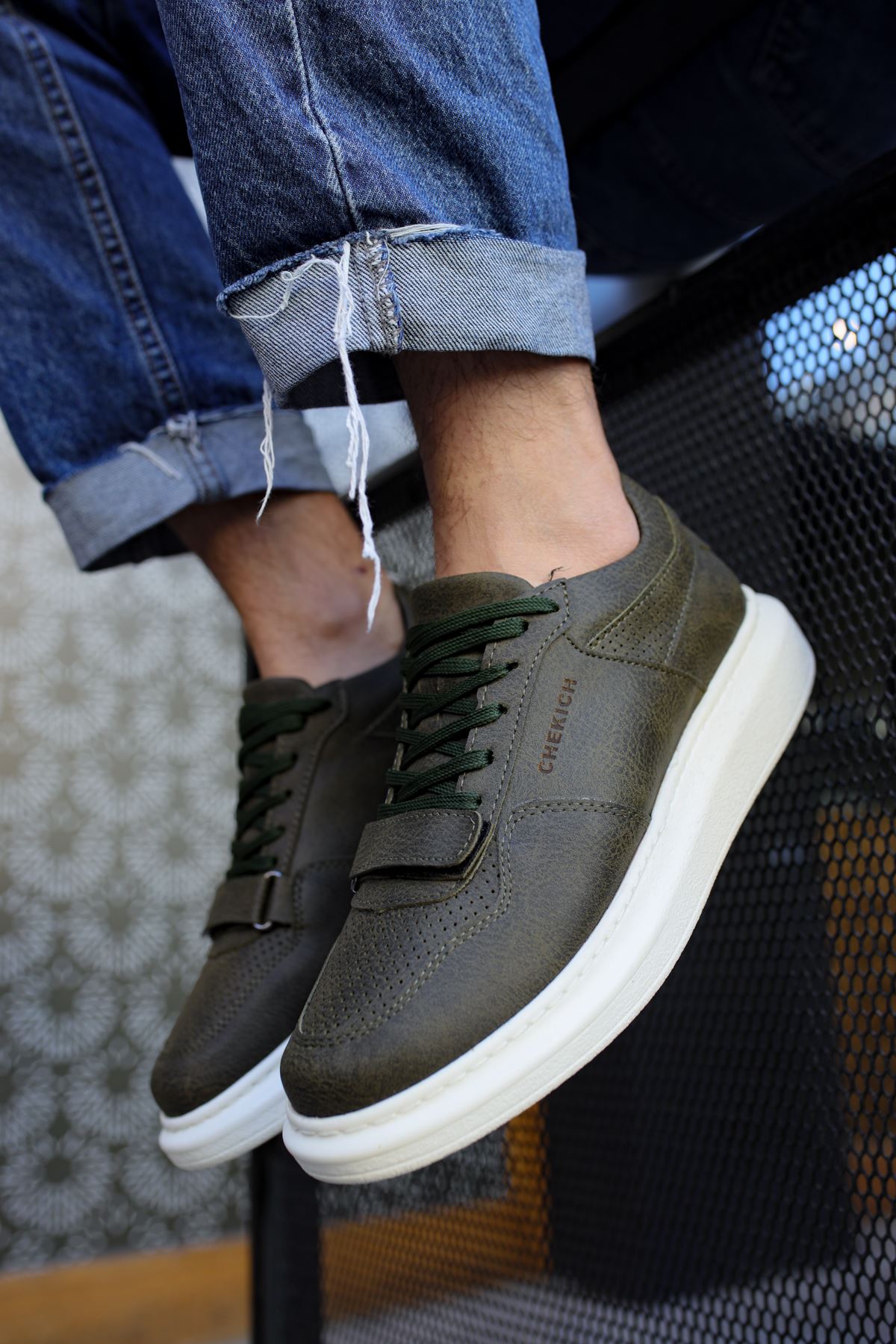 CH073 Men's Unisex Khaki Lace-Up Casual Sneaker Sports Shoes - STREETMODE ™