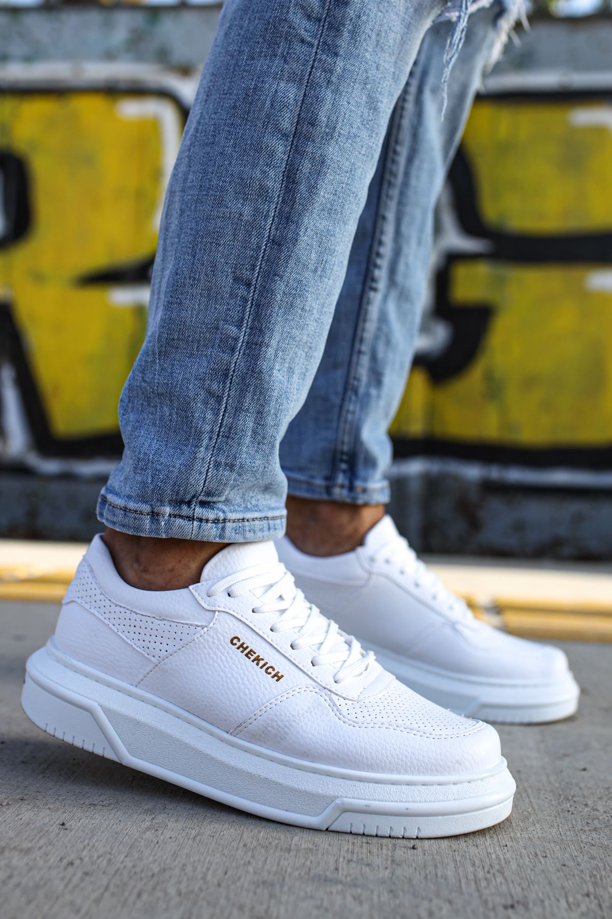 CH075 Men's Unisex Full White Casual Sneaker Sports Shoes - STREETMODE ™