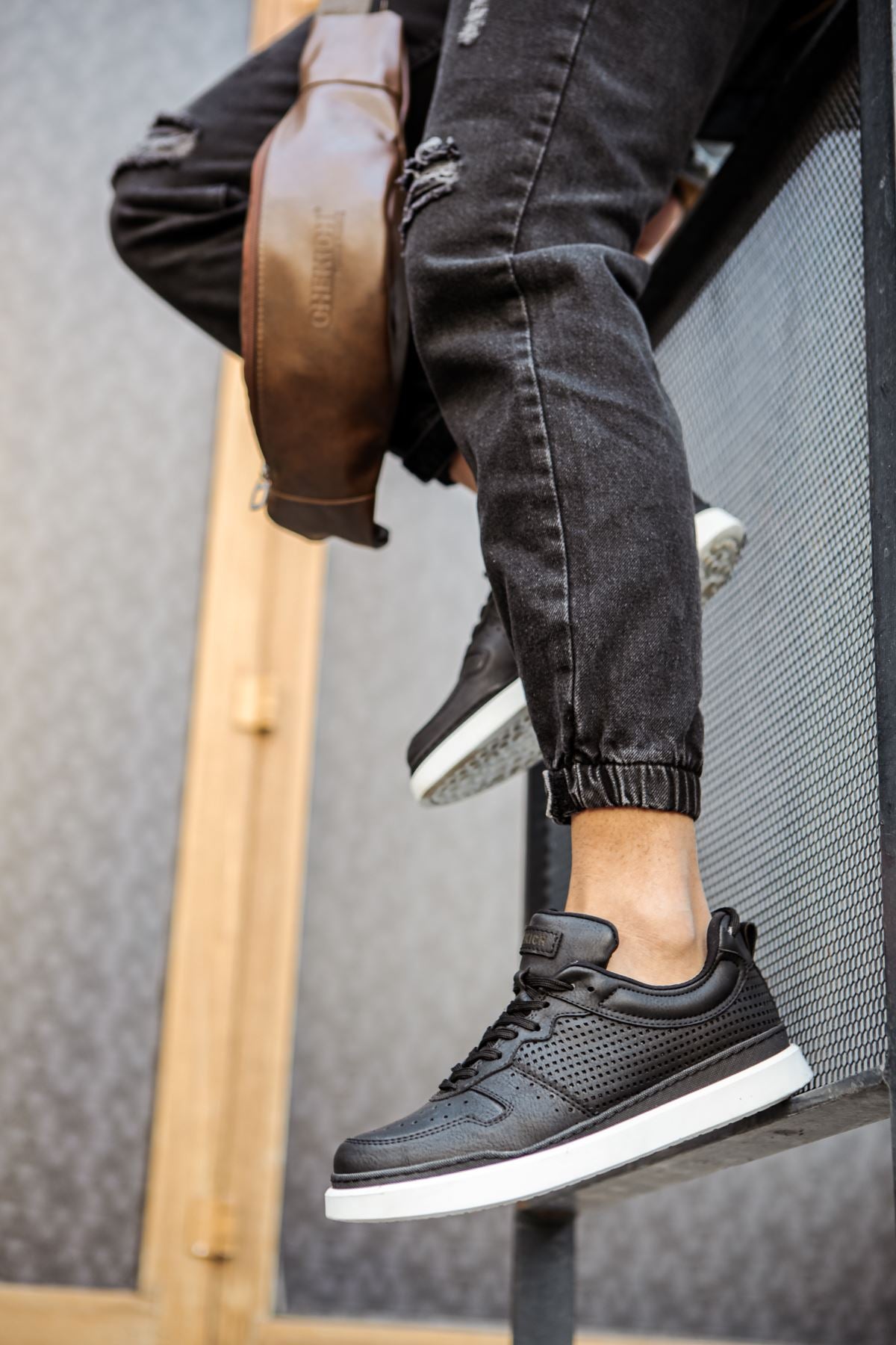 CH109 BT Men's Shoes BLACK - STREETMODE ™