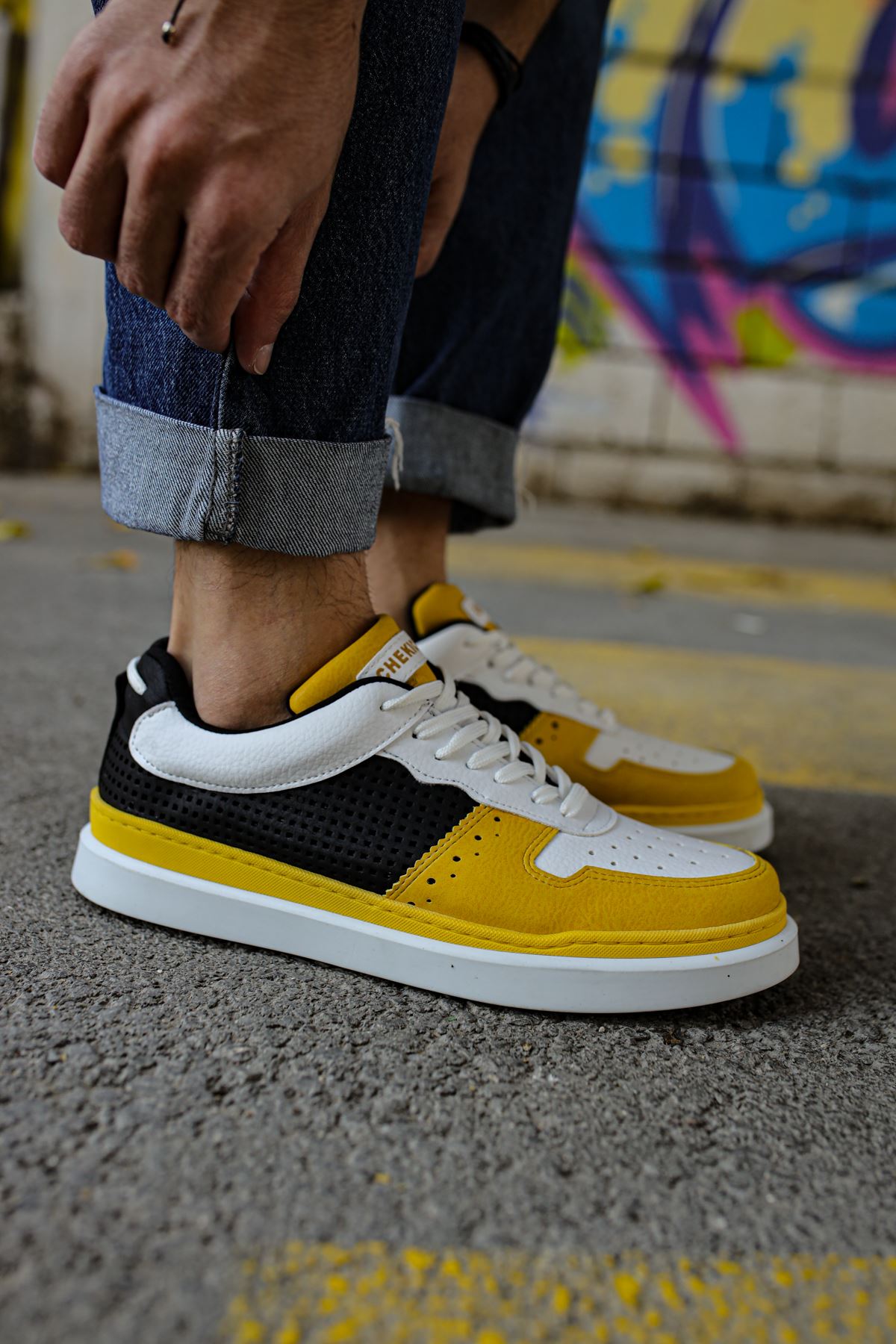 CH109 BT Men's Shoes YELLOW / WHITE / BLACK - STREETMODE ™